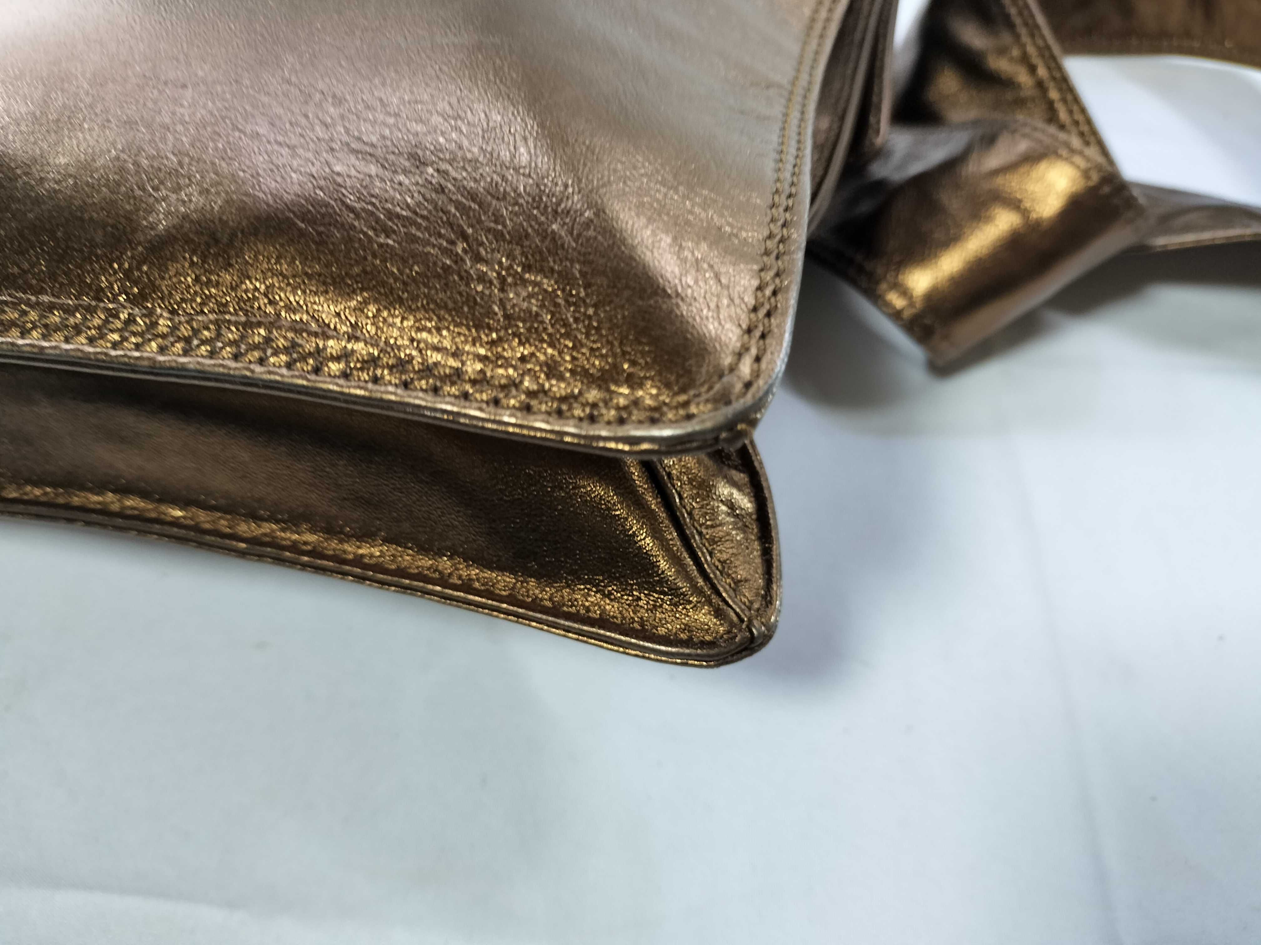 Messenger Gold Shoulder Bag — view 6