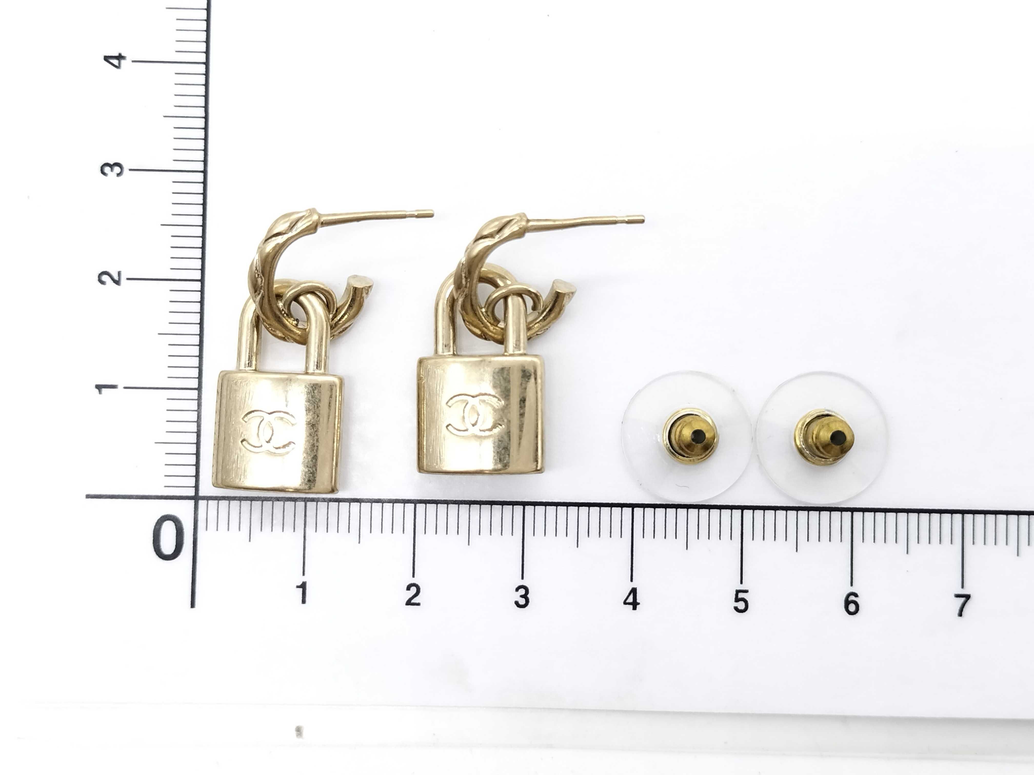 B22 V Padlock Earrings — view 6