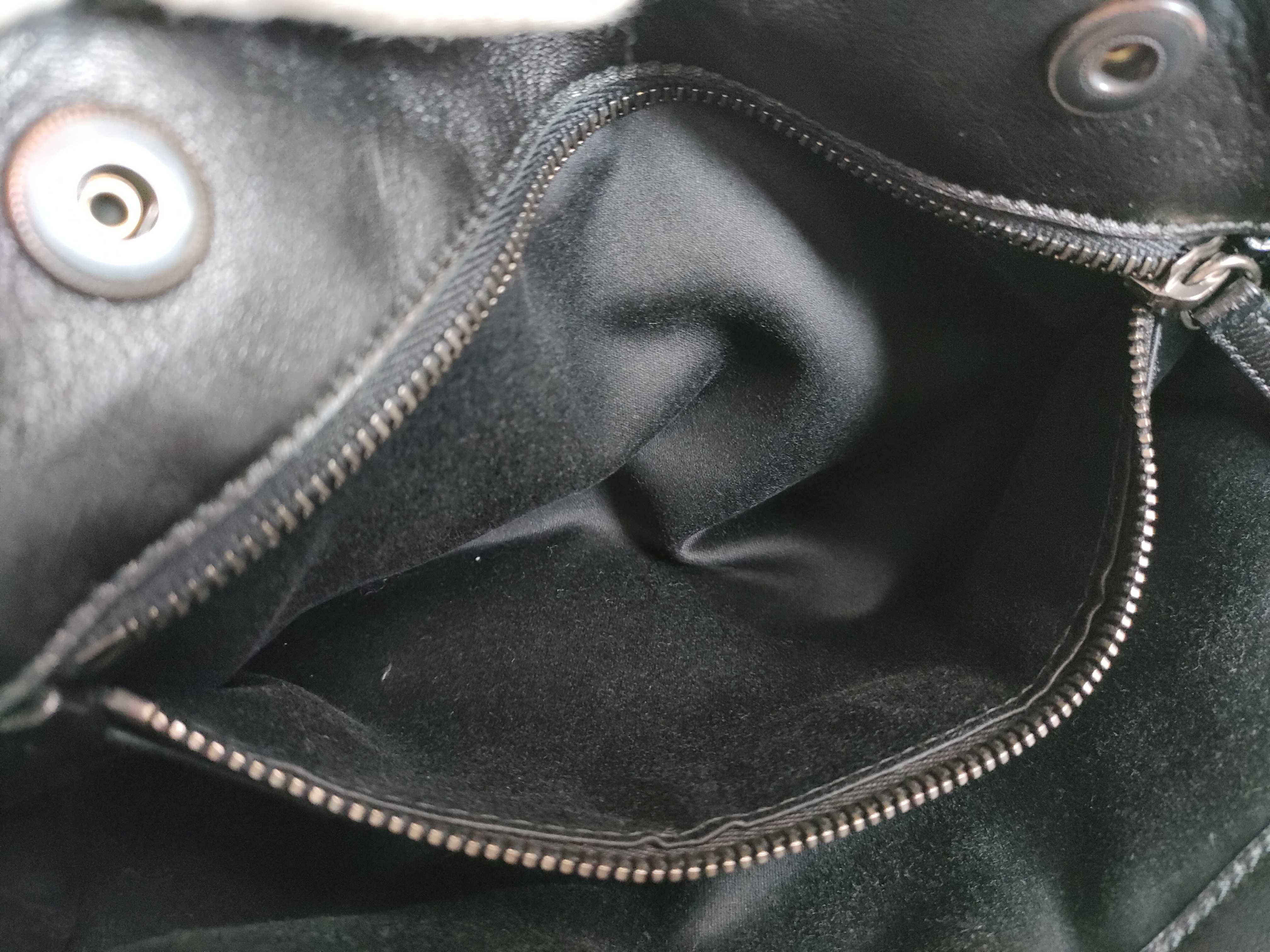 Velour Triangle Logo Side Ribbon Handbag BR1489 VELLUTO RING Black Handbag with Guarantee Card and Dust Bag — view 12