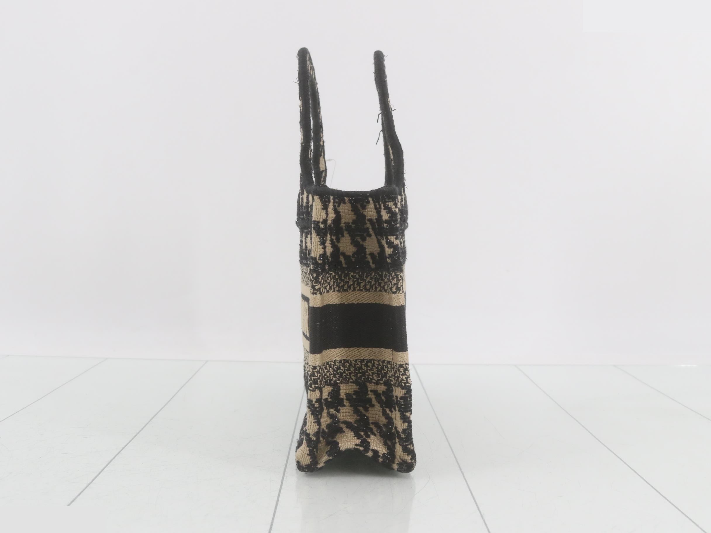Book Tote — view 3