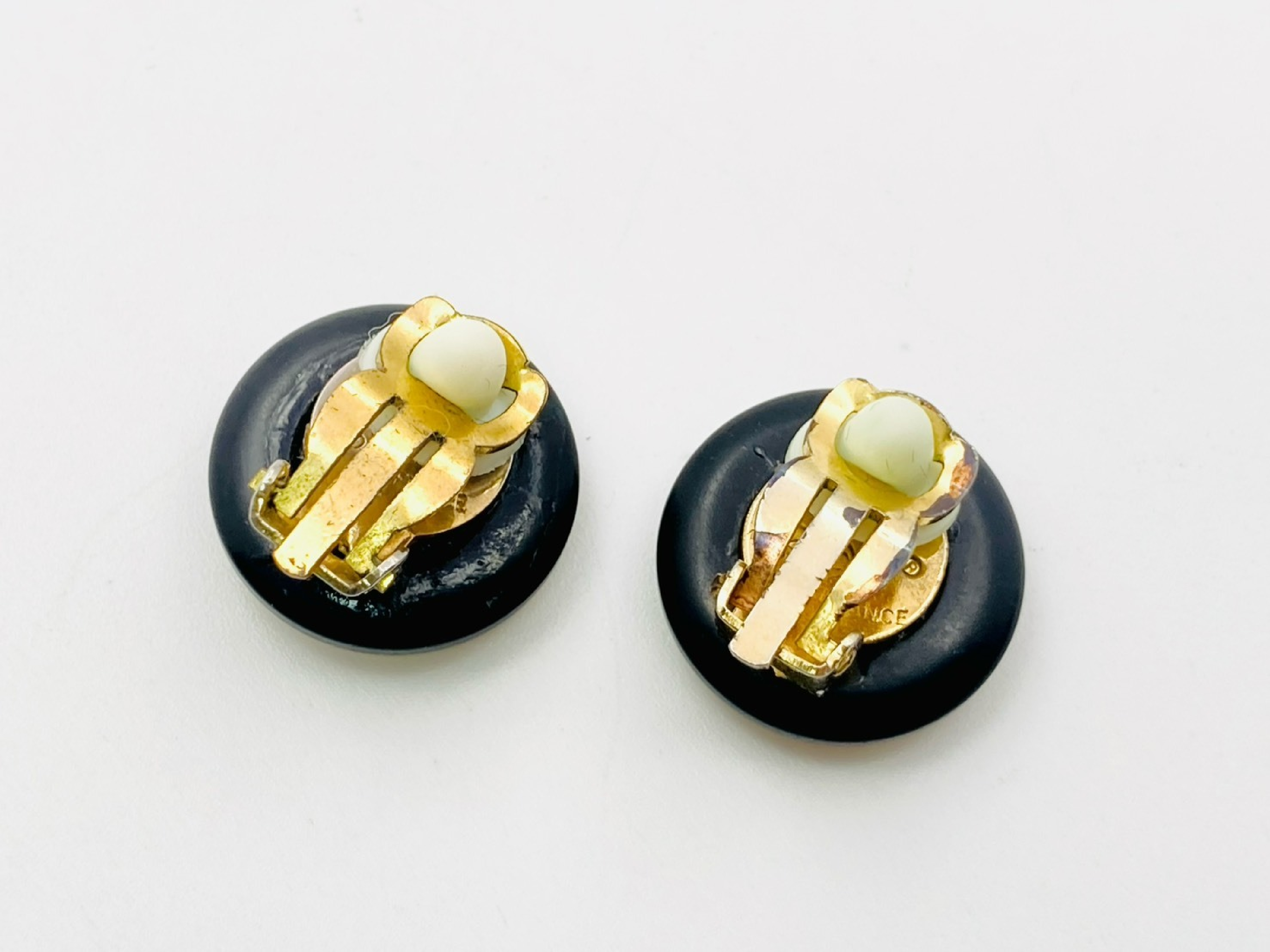 Coco Mark Round Earrings (with embellishment) 95P/24 Enamel x Resin Plastic Black — view 2