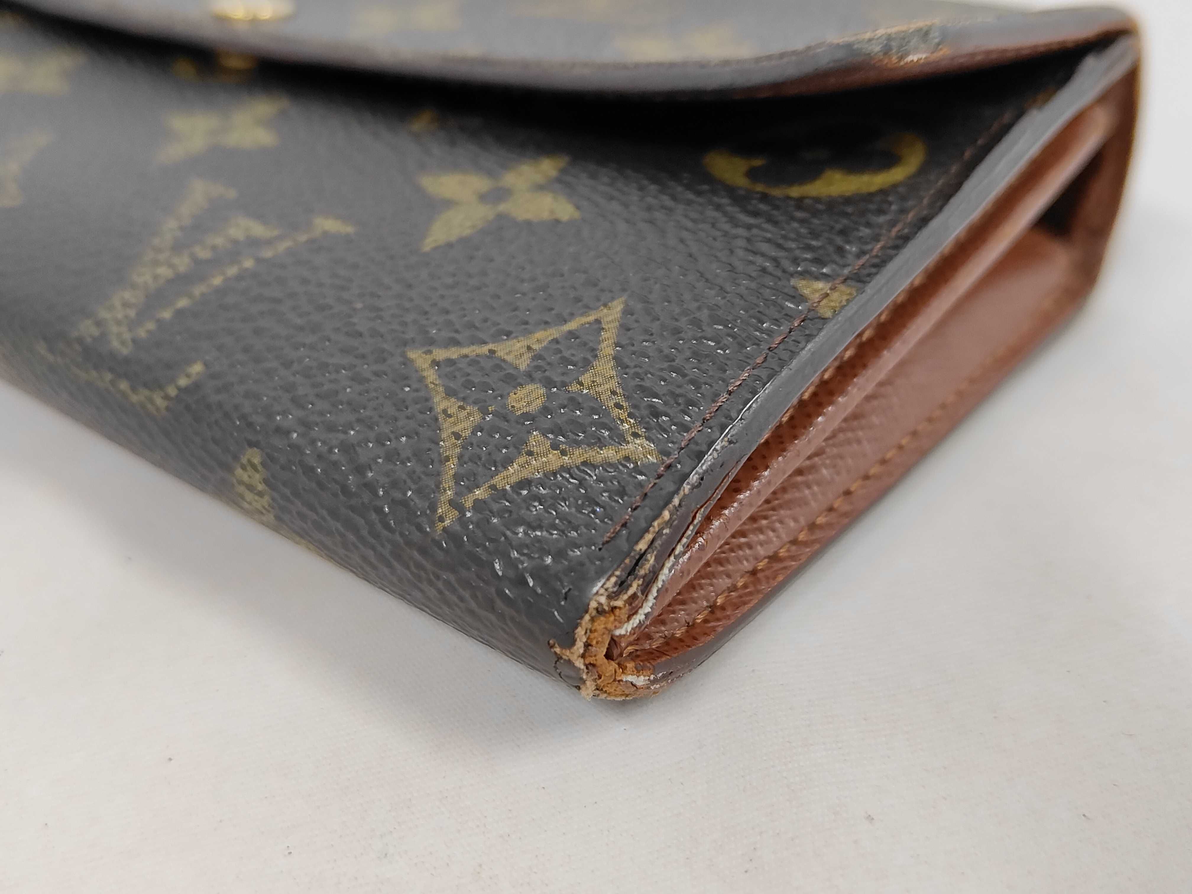 Monogram Louis Vuitton Monogram Sarah CA2017 0830-1 Wallet — view 3