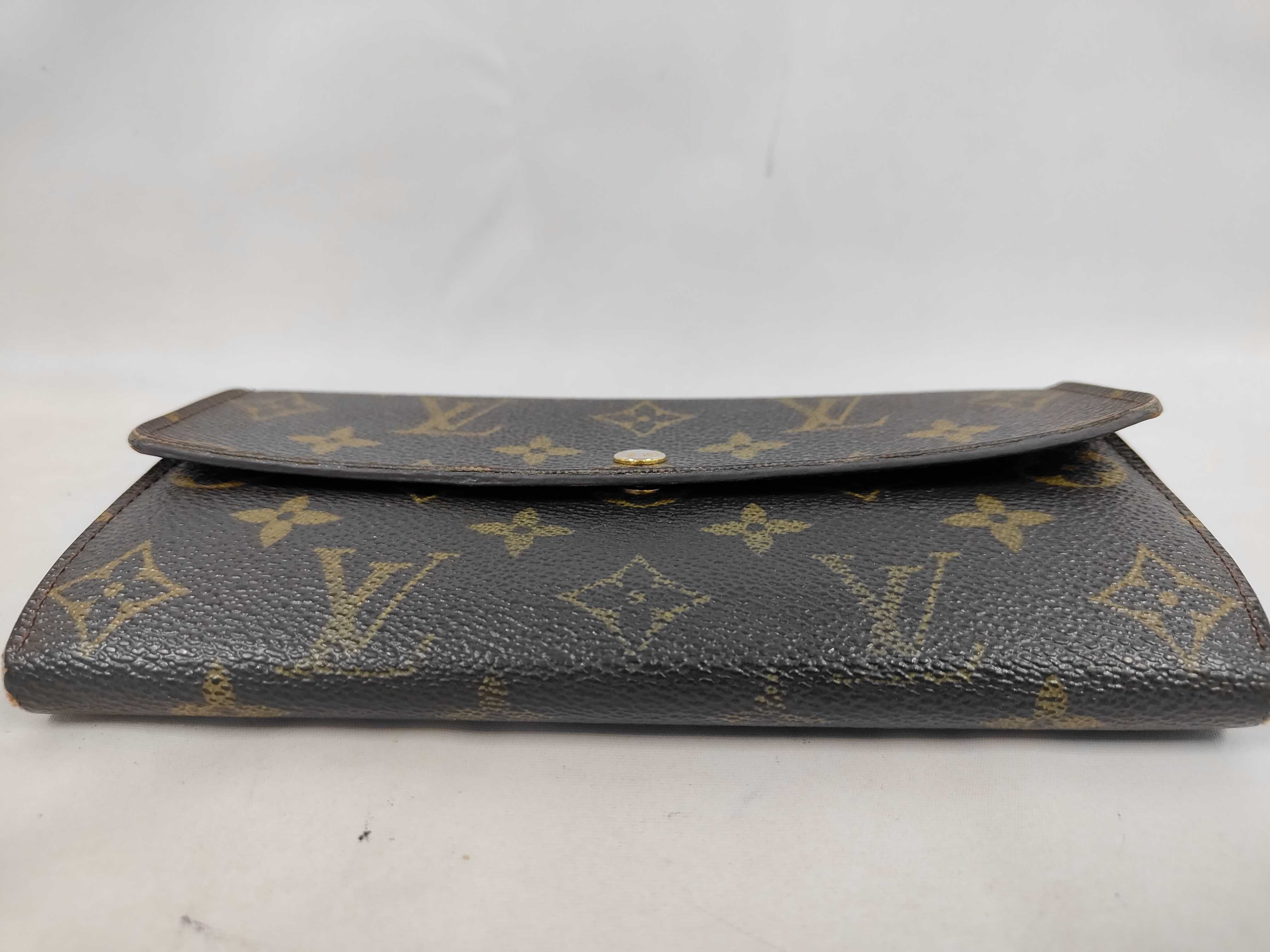 Monogram Louis Vuitton Monogram Sarah CA2017 0830-1 Wallet — view 4