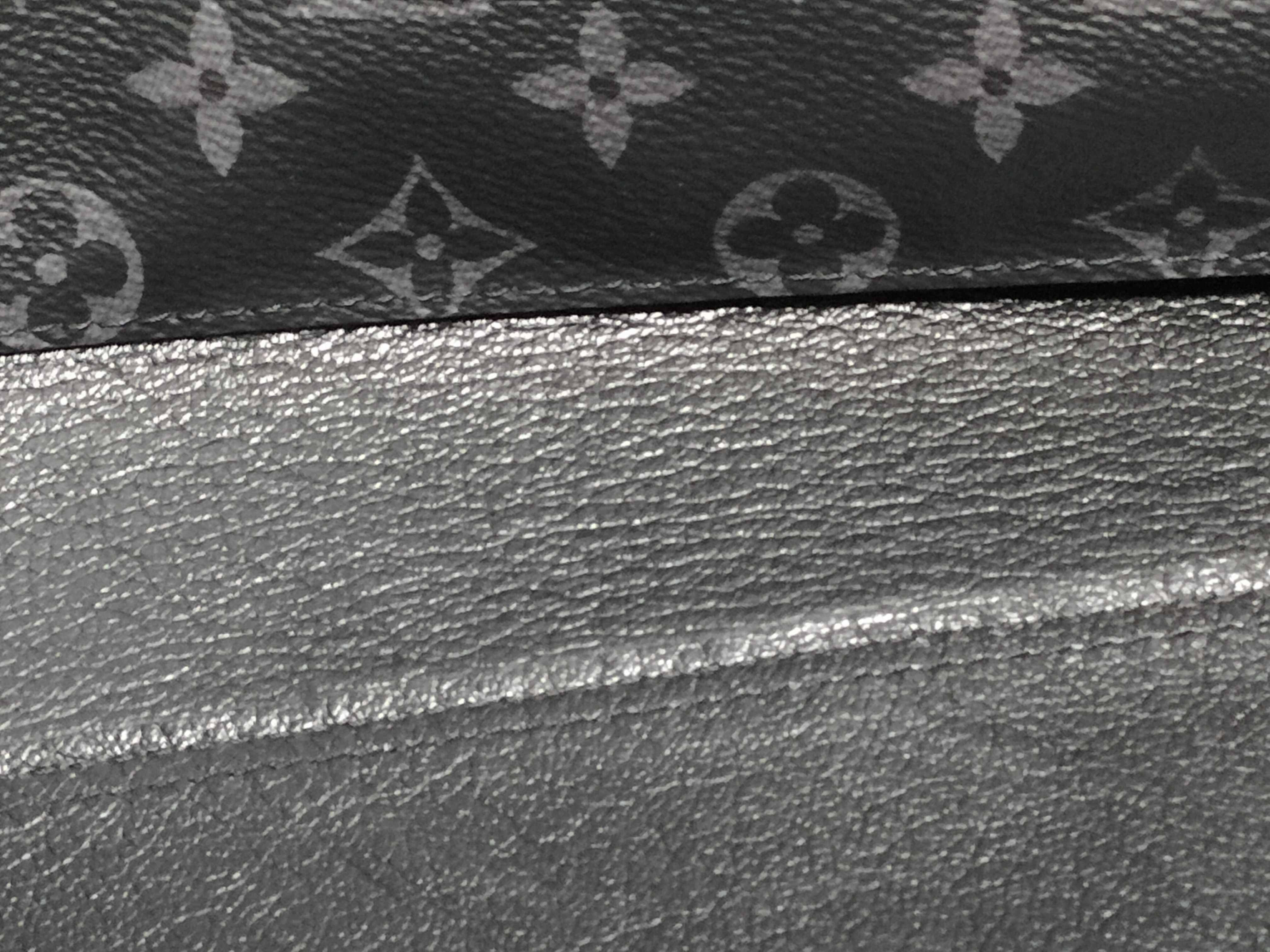Taurillon Cabas Voyage Shoulder Bag — view 15