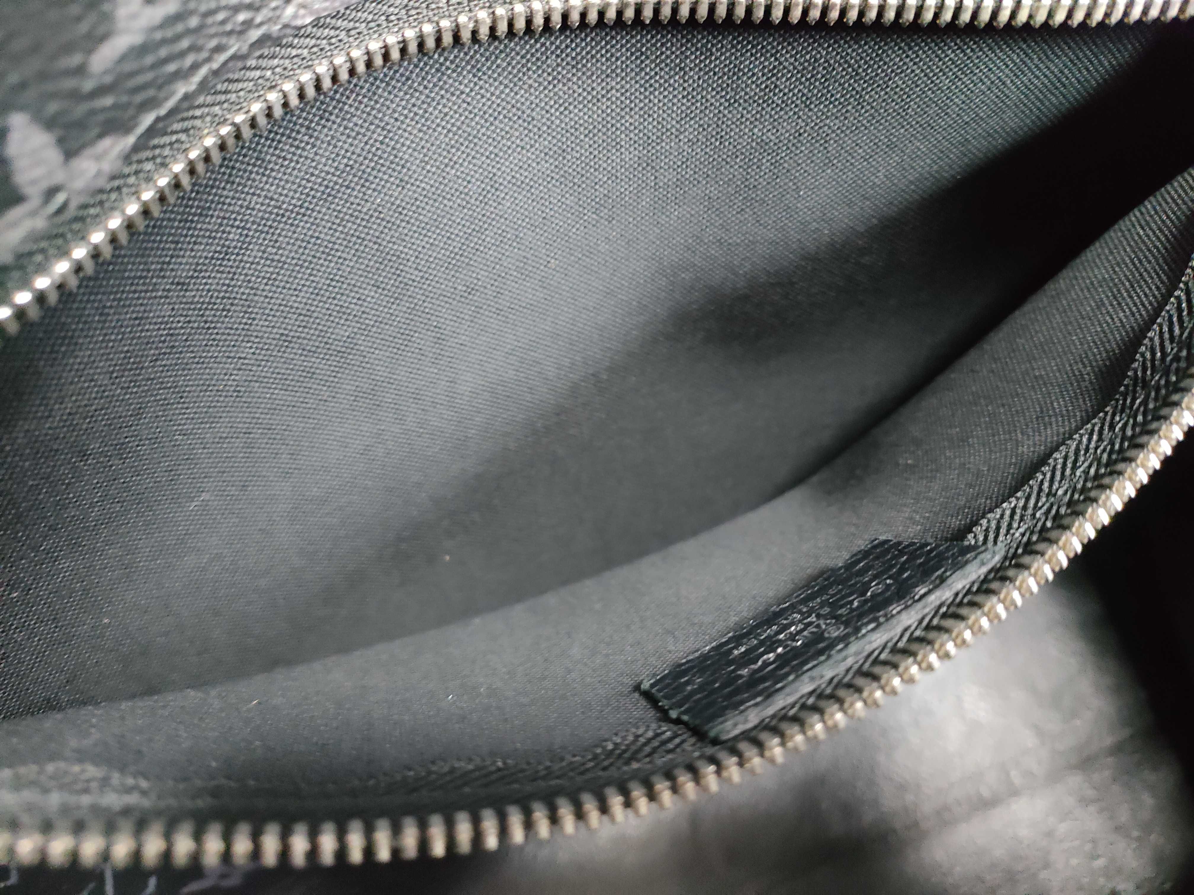 Taurillon Cabas Voyage Shoulder Bag — view 10
