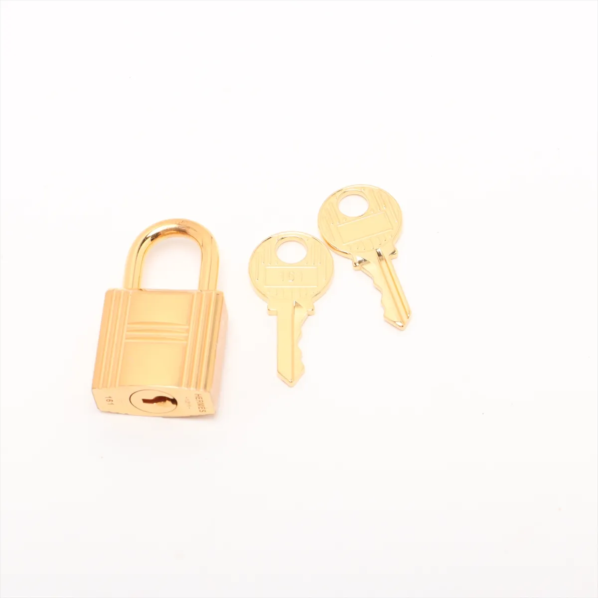 Picotan Lock 22 MM Taurillon Clemence Black Gold hardware Y:2020 — view 11