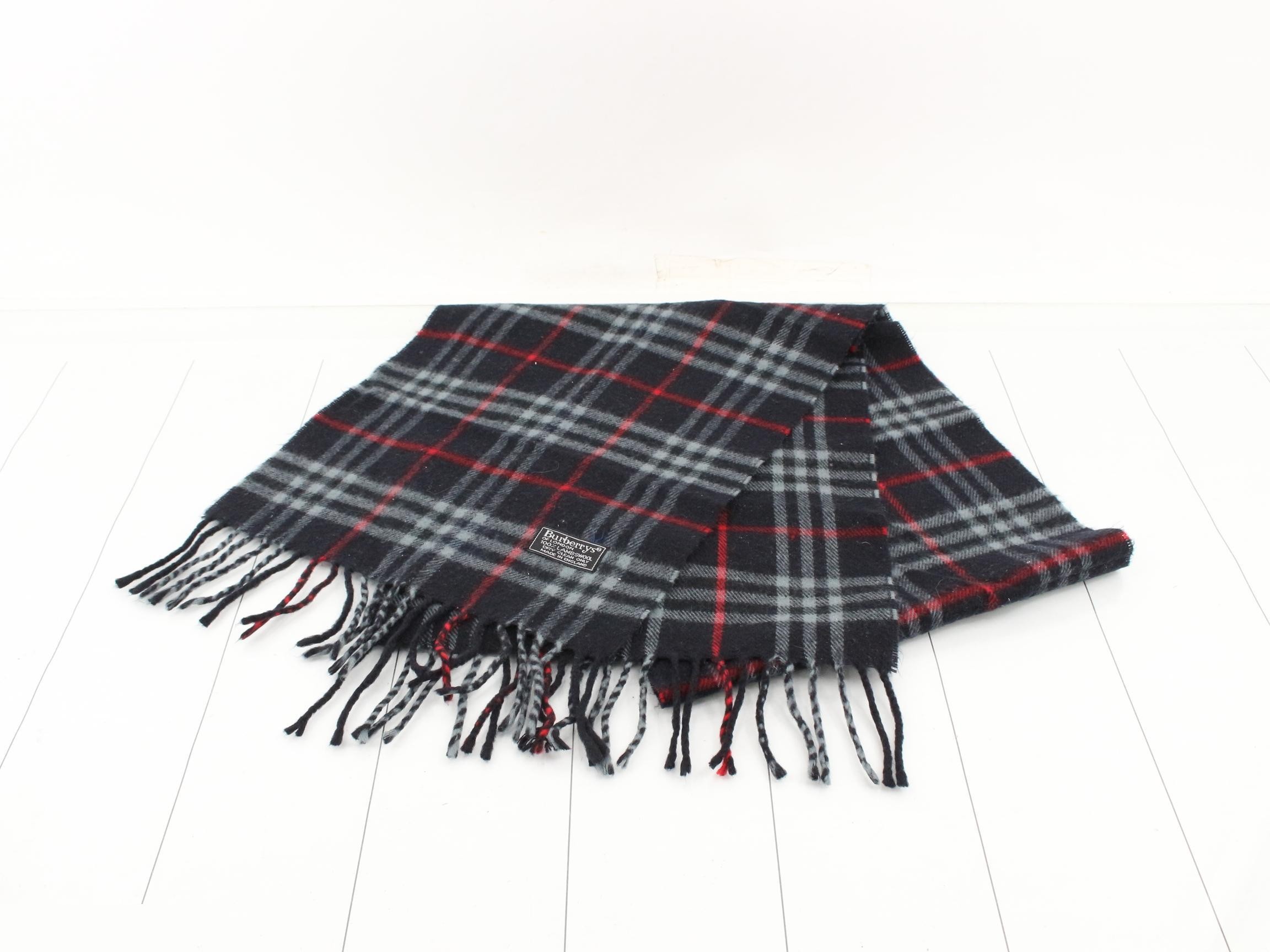 Other lines: Small items, accessories, and scarves — view 2