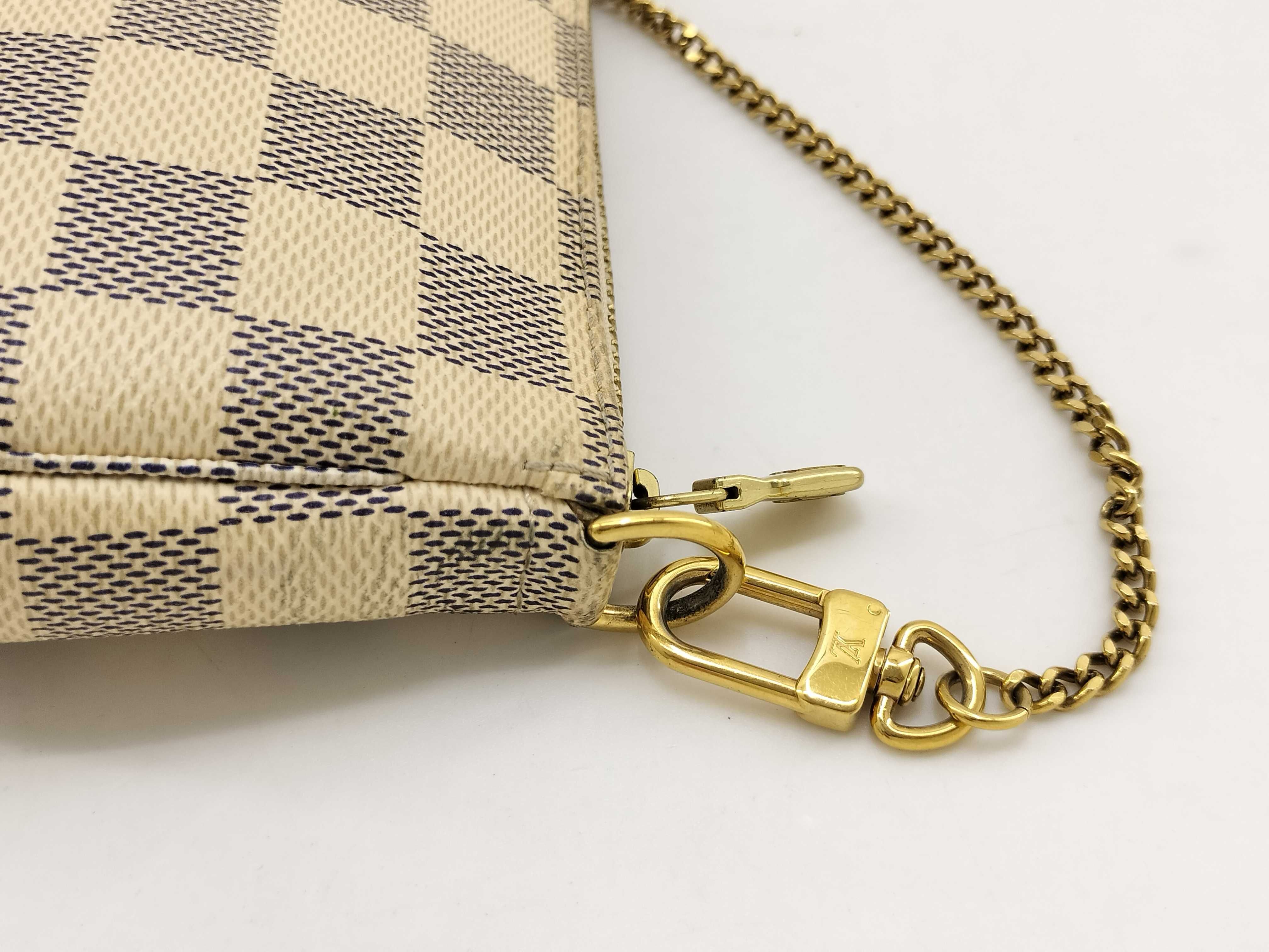 Damier Azur Vuitton Mini Accessoires Damier Pouch — view 6