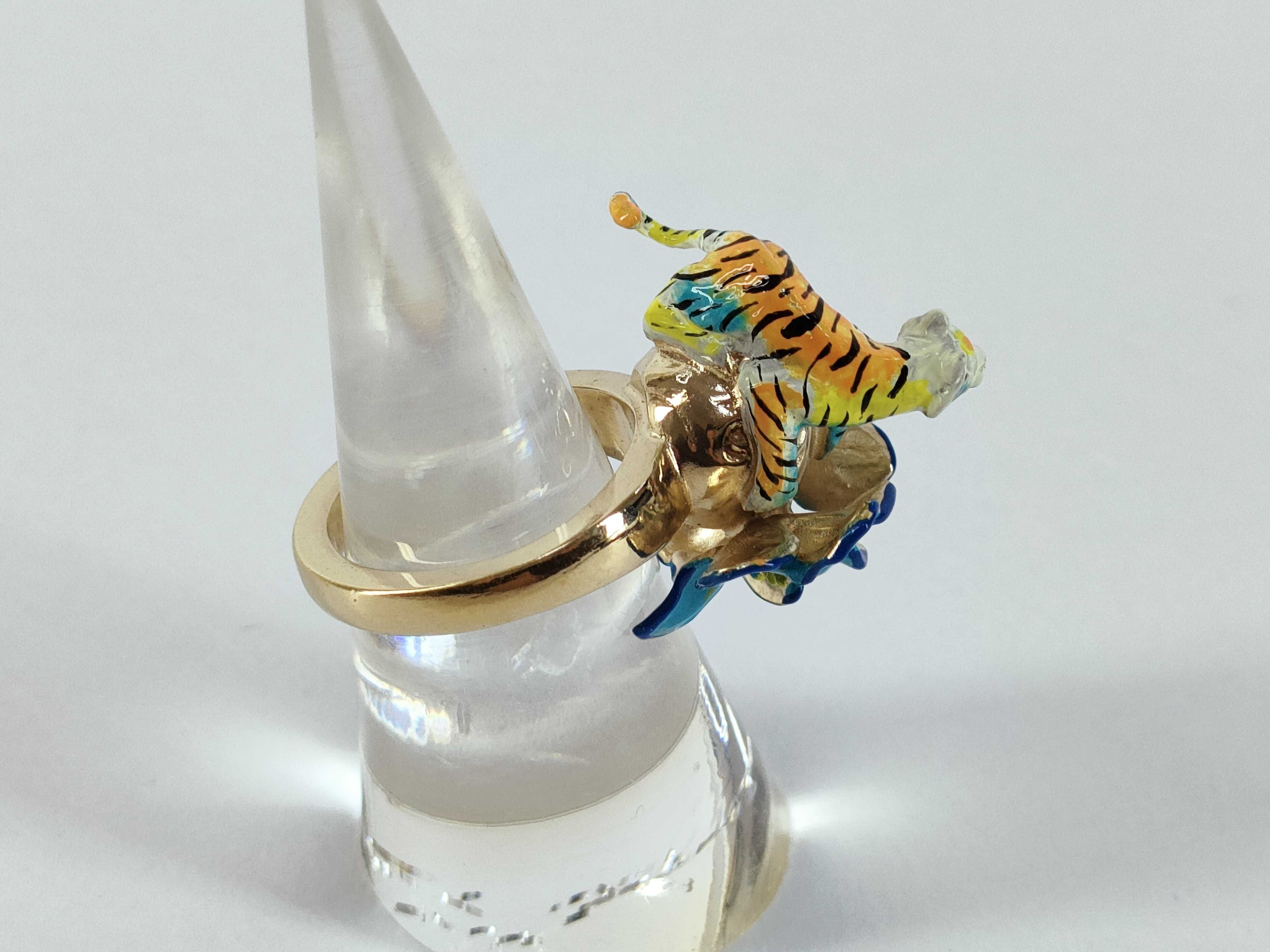 Toile de Jouy Voyage Tiger Flower Ring, Size M — view 3