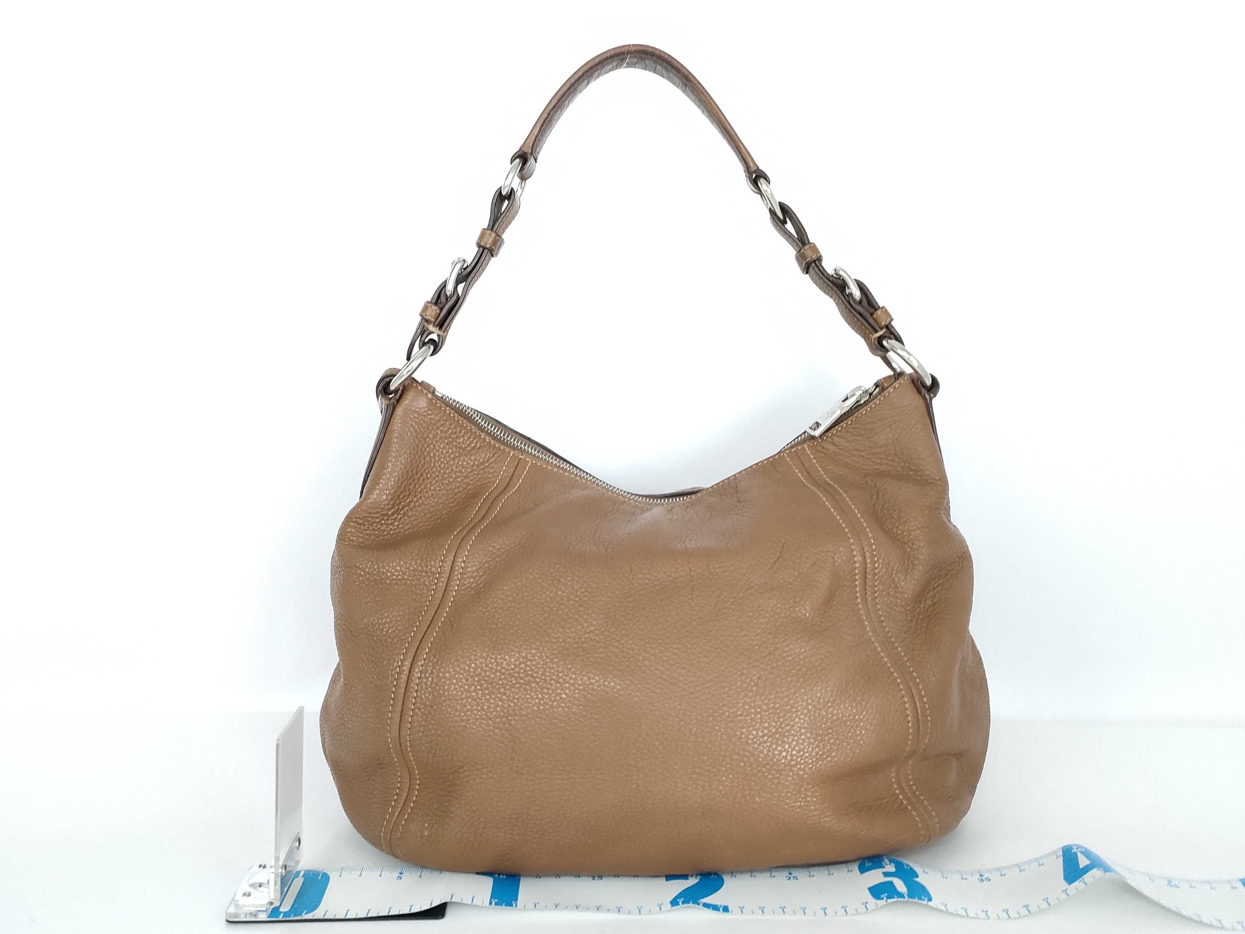 Vitello Daino Calfskin Shoulder Bag — view 2