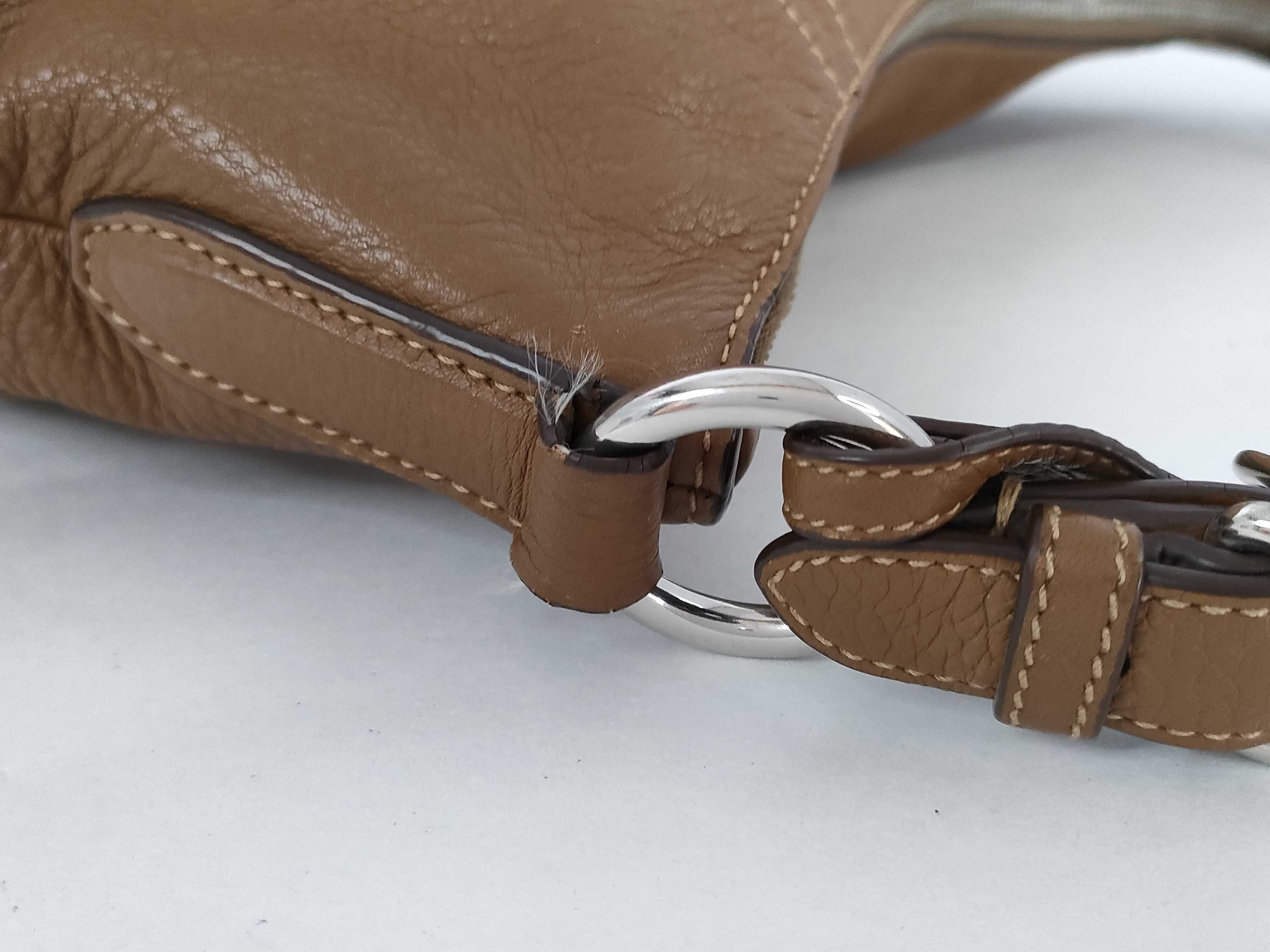 Vitello Daino Calfskin Shoulder Bag — view 5
