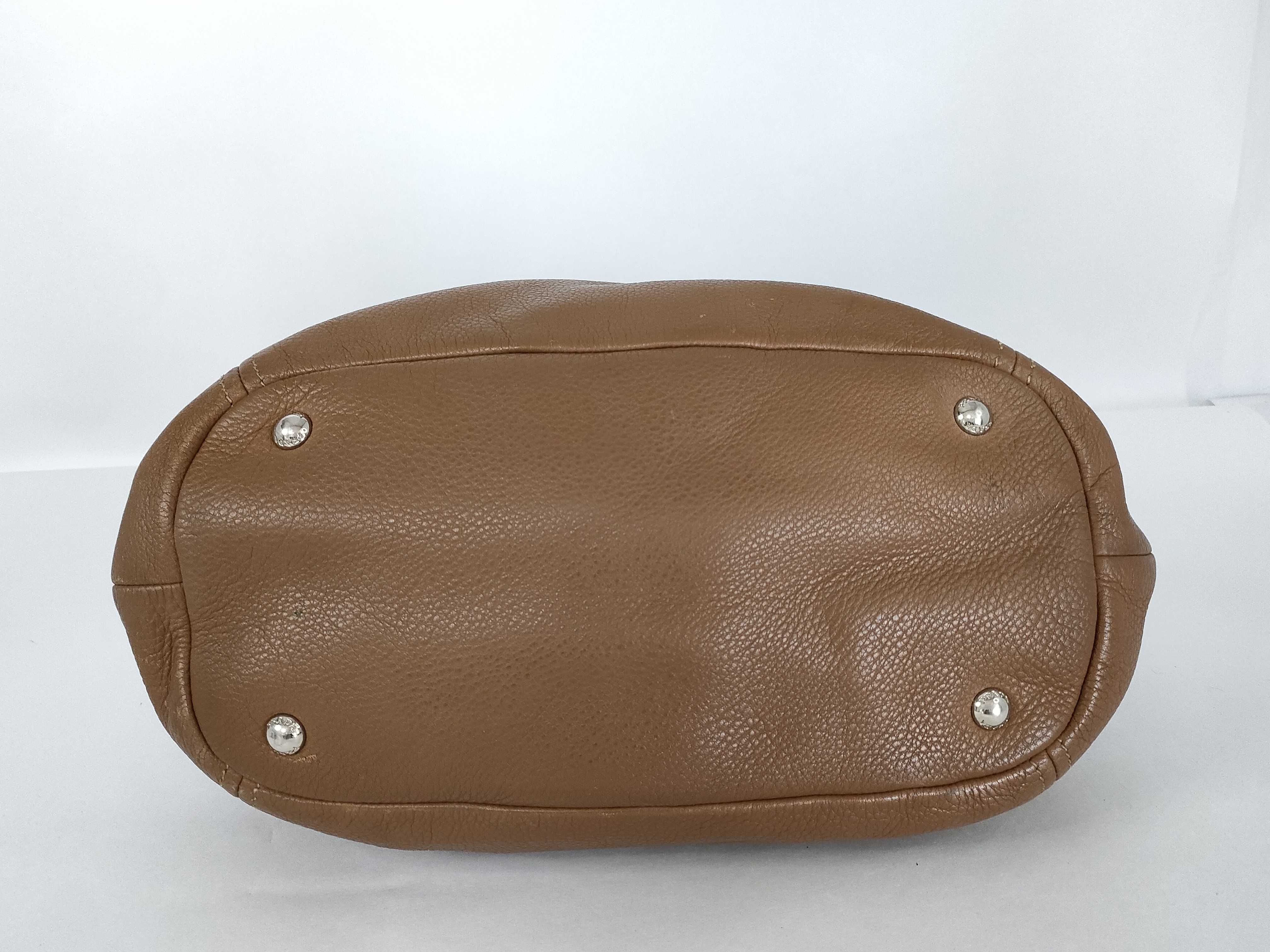 Vitello Daino Calfskin Shoulder Bag — view 7