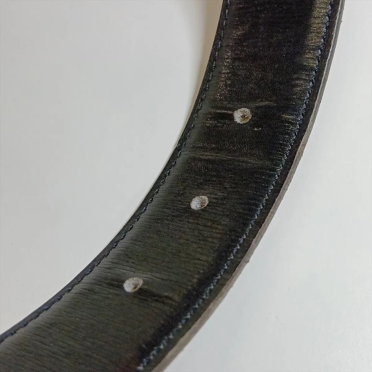 H-belt Z:1996 Belt 75 Leather Gold x Black Hole wear, lifting, — view 7