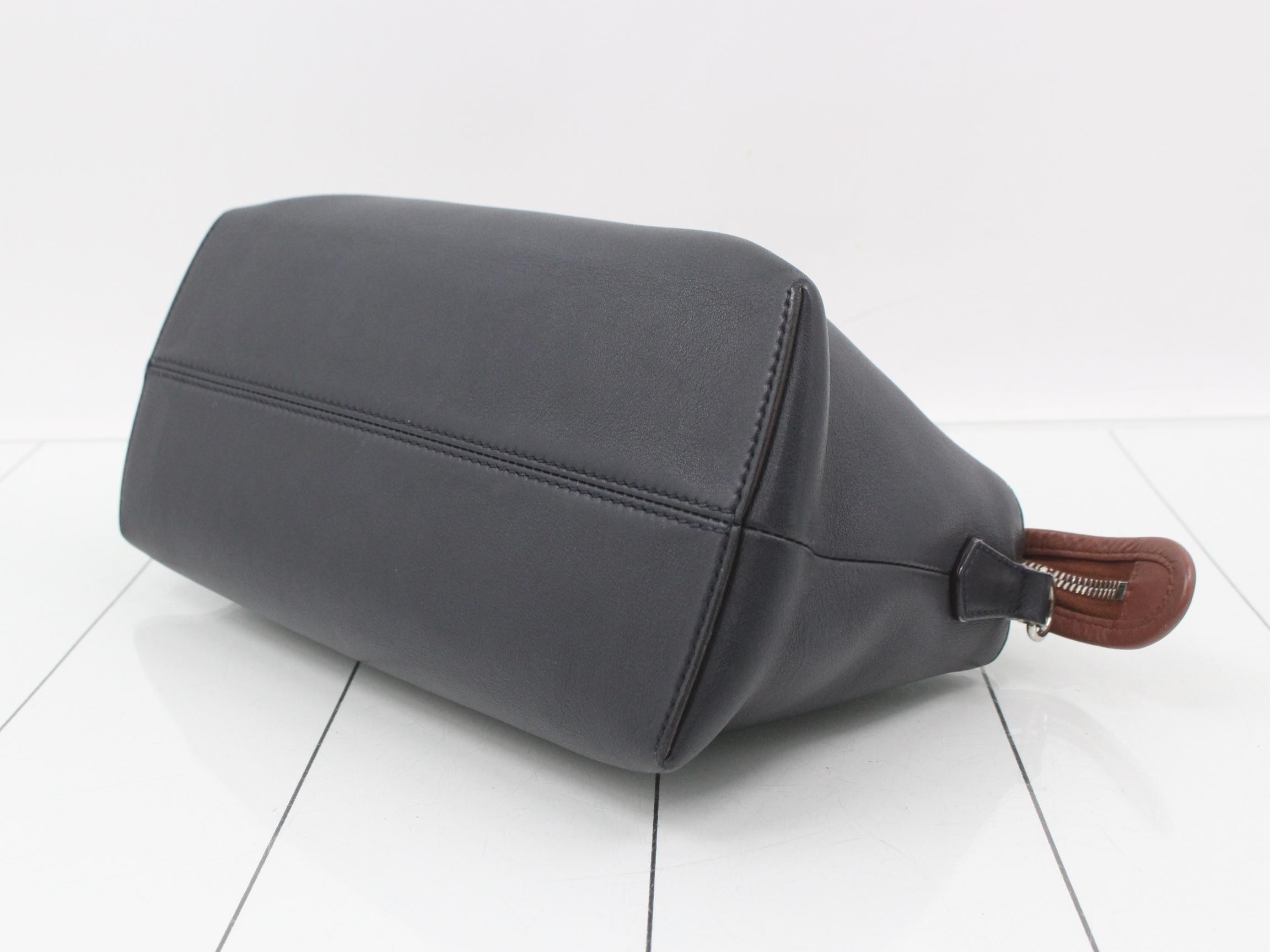 By the Way Medium Leather 2-Way Handbag — view 6