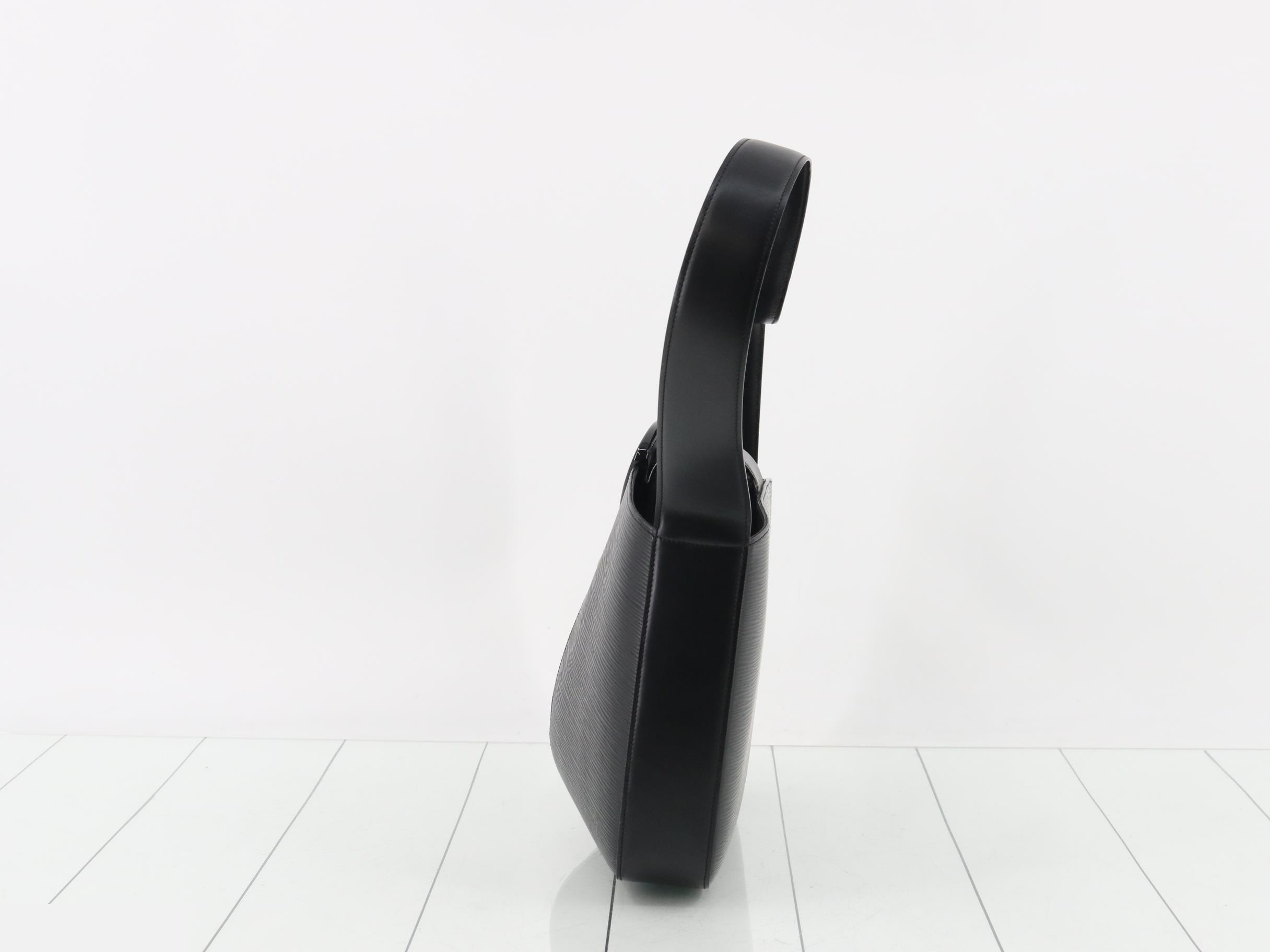 Revli Black — view 3