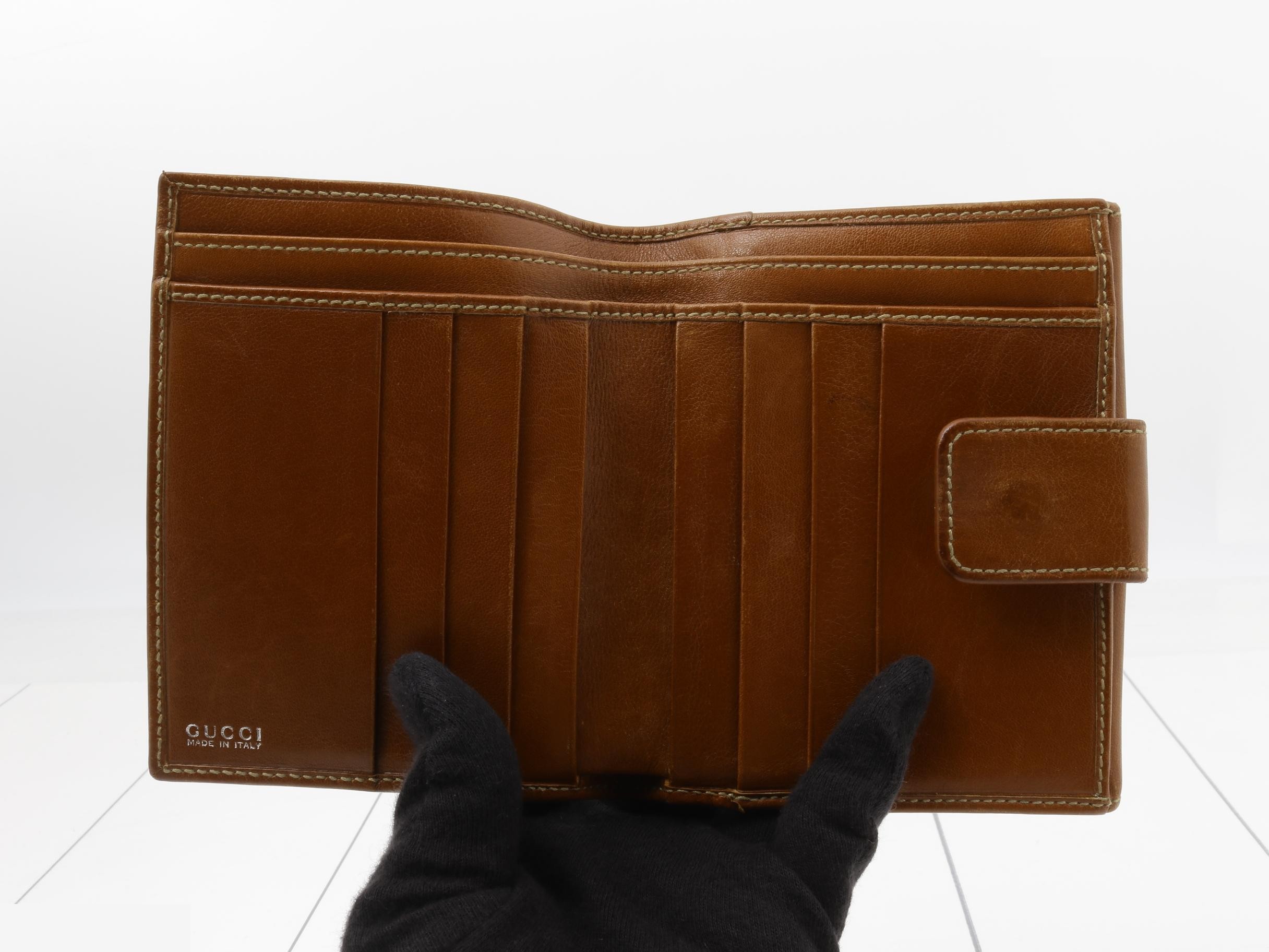 Leather bi-fold wallet — view 4