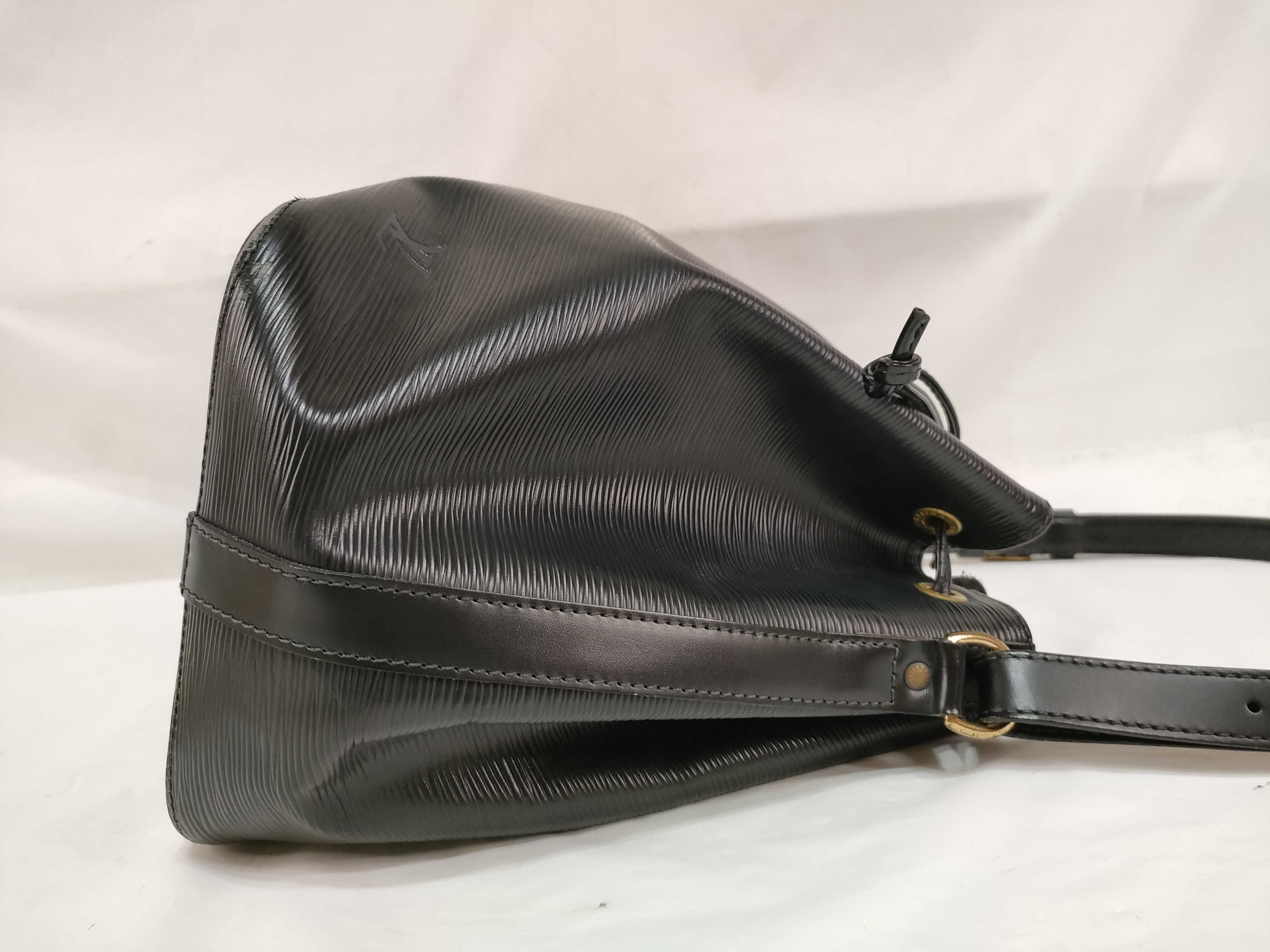 Epi Noe Shoulder Bag — view 8