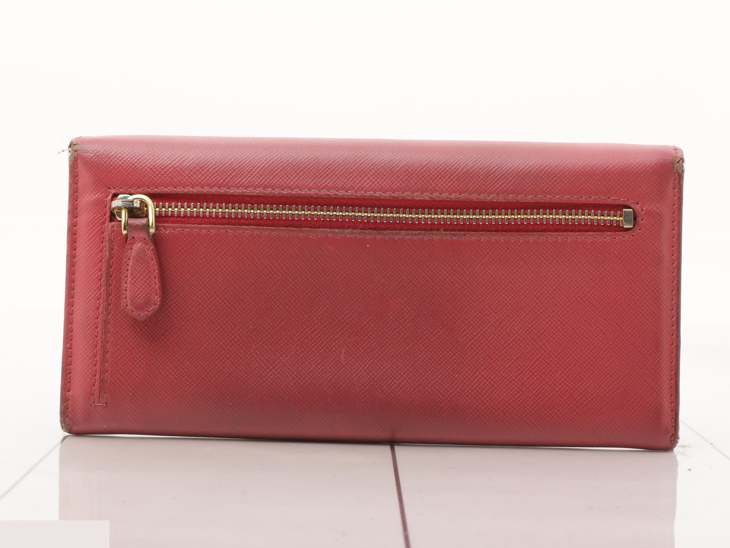 Other lines: Bags and Wallets — view 2