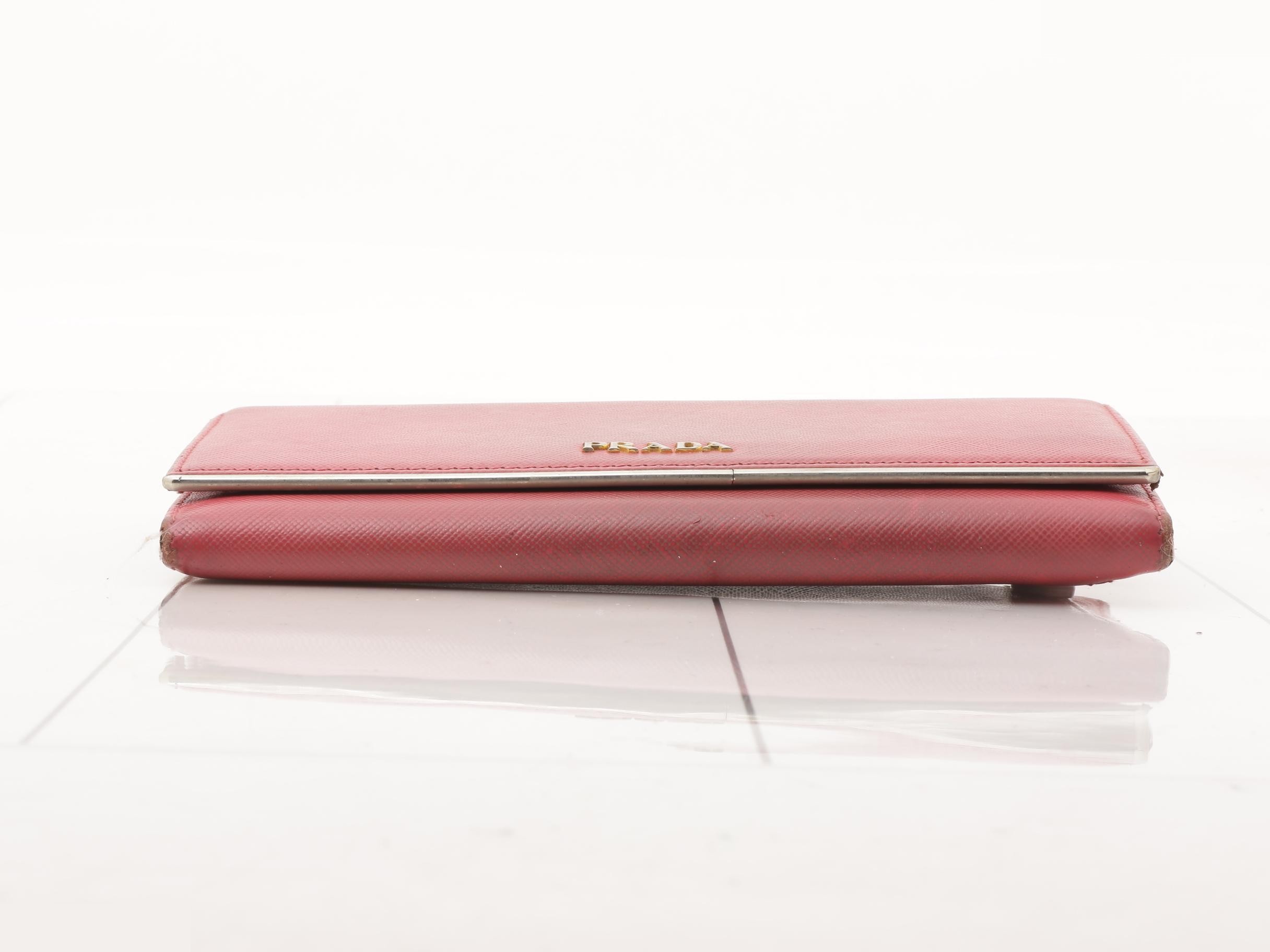 Other lines: Bags and Wallets — view 3
