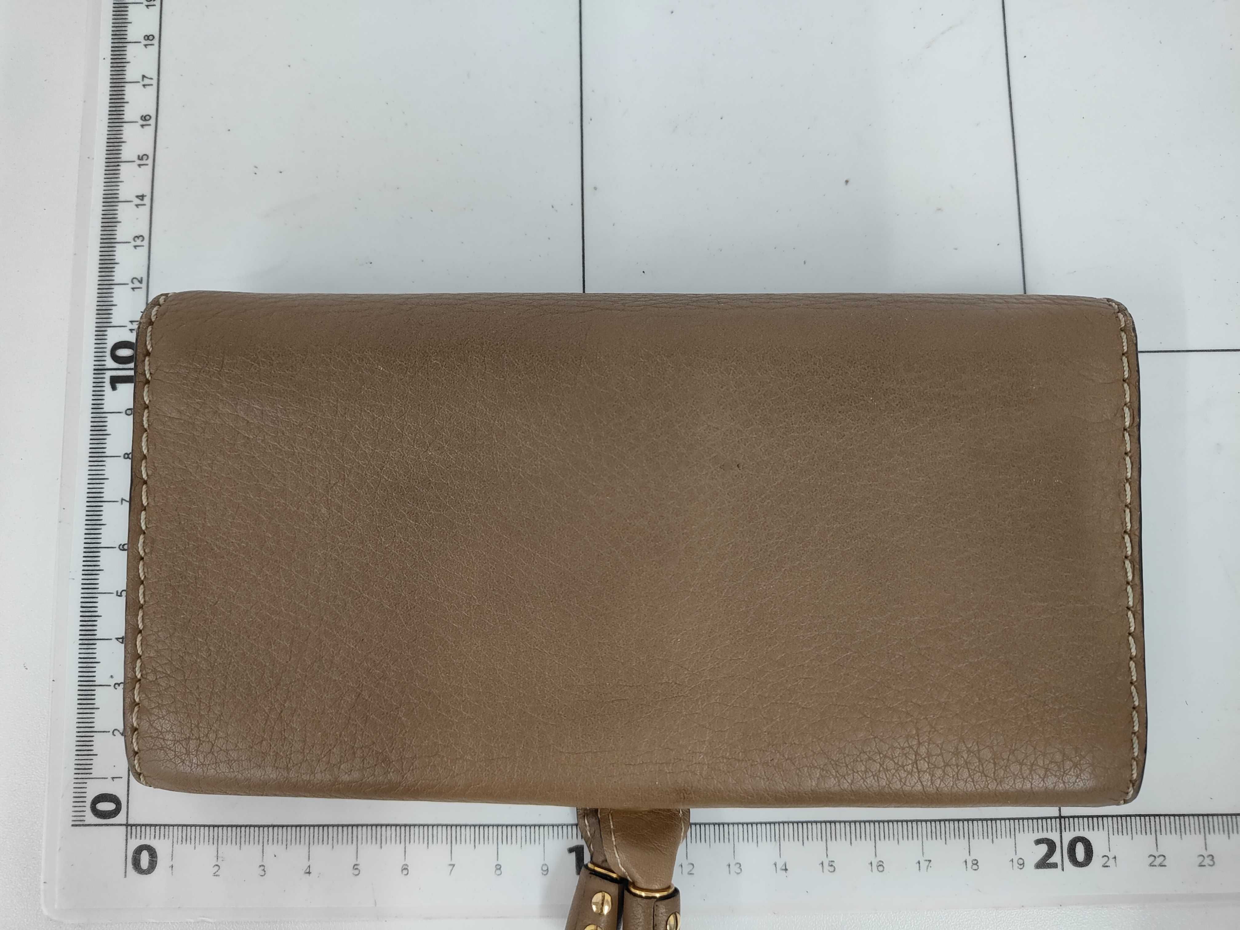 long wallet — view 2