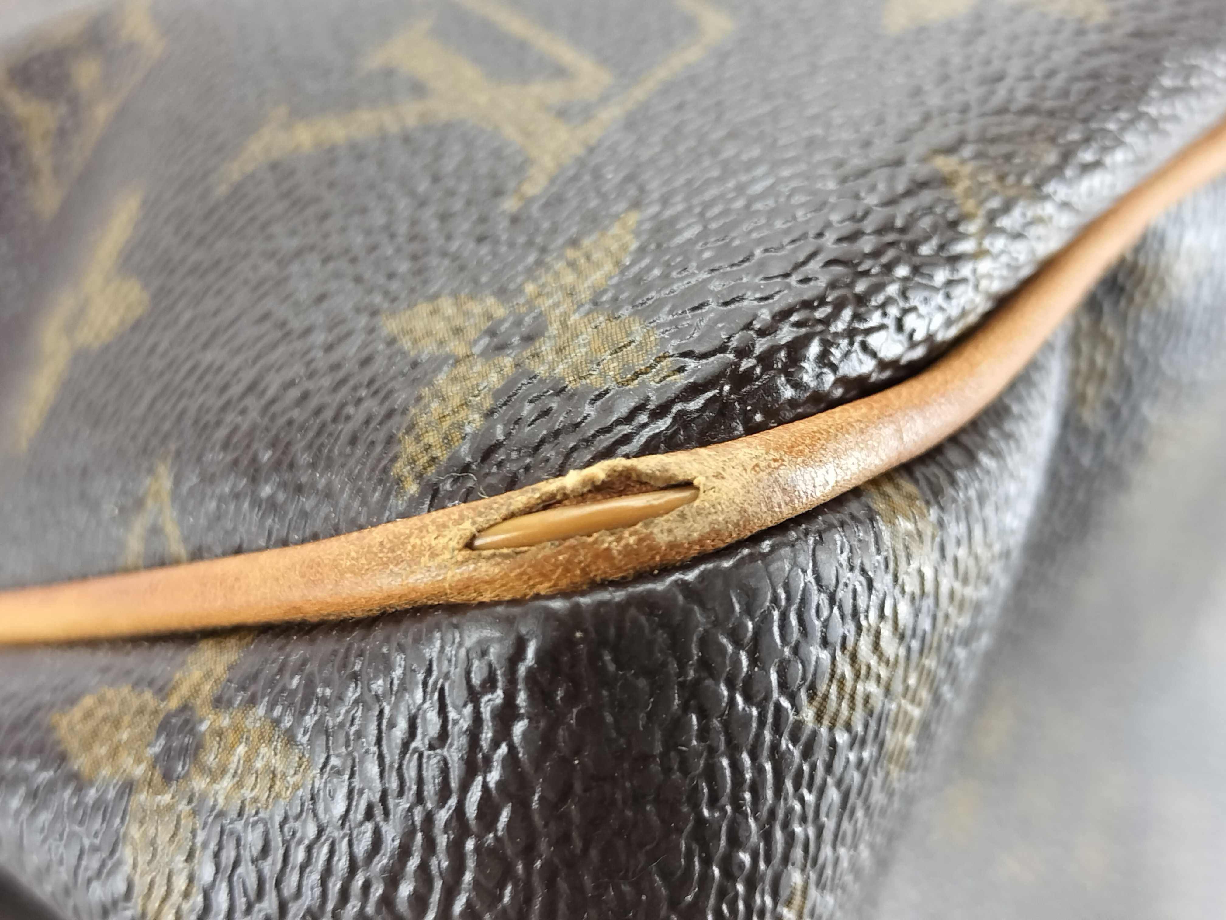 Monogram Batignolles M51156 MI4047 Shoulder Bag — view 6