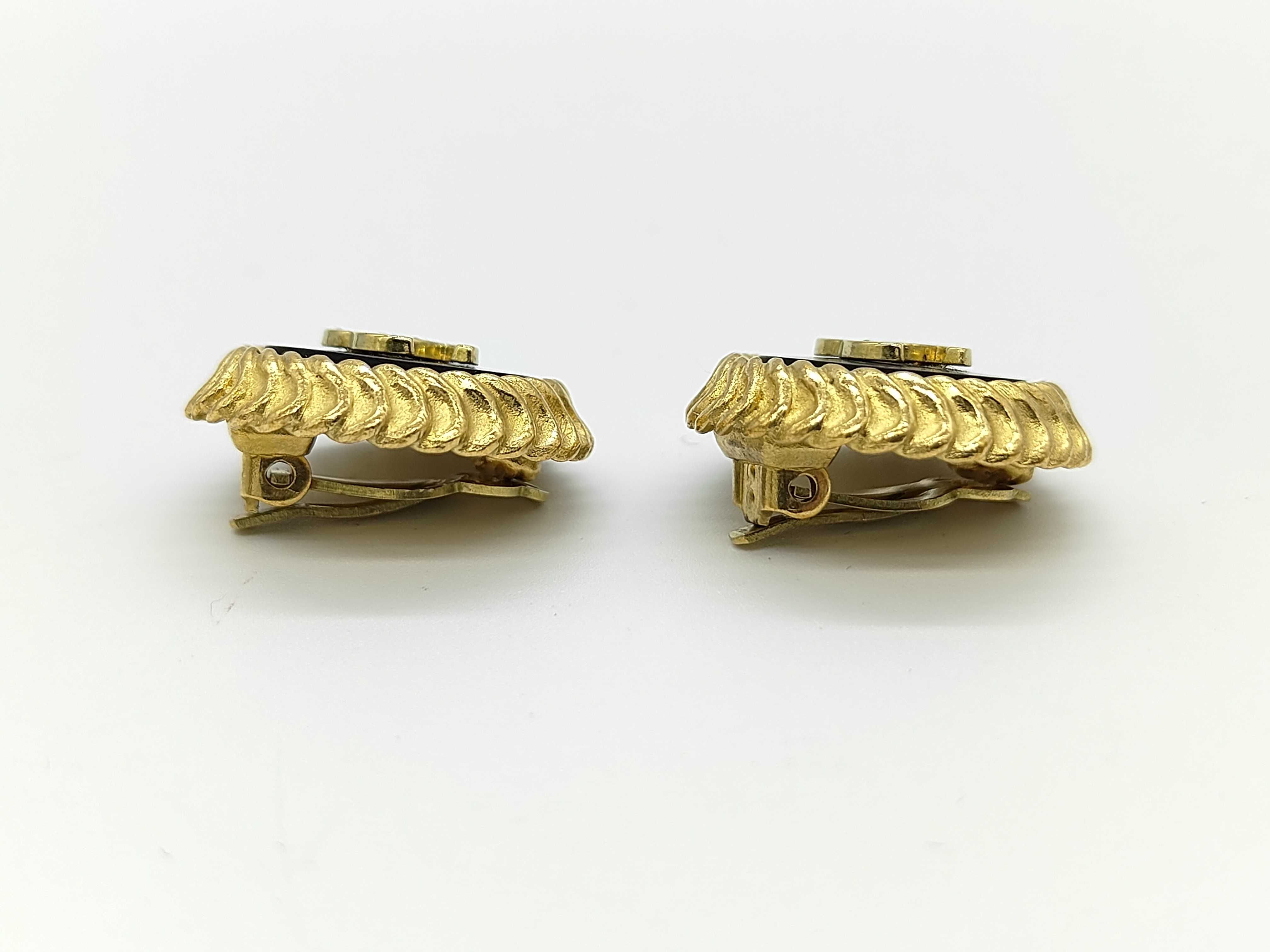 earrings, round shape, gold and black, with original box. — view 3