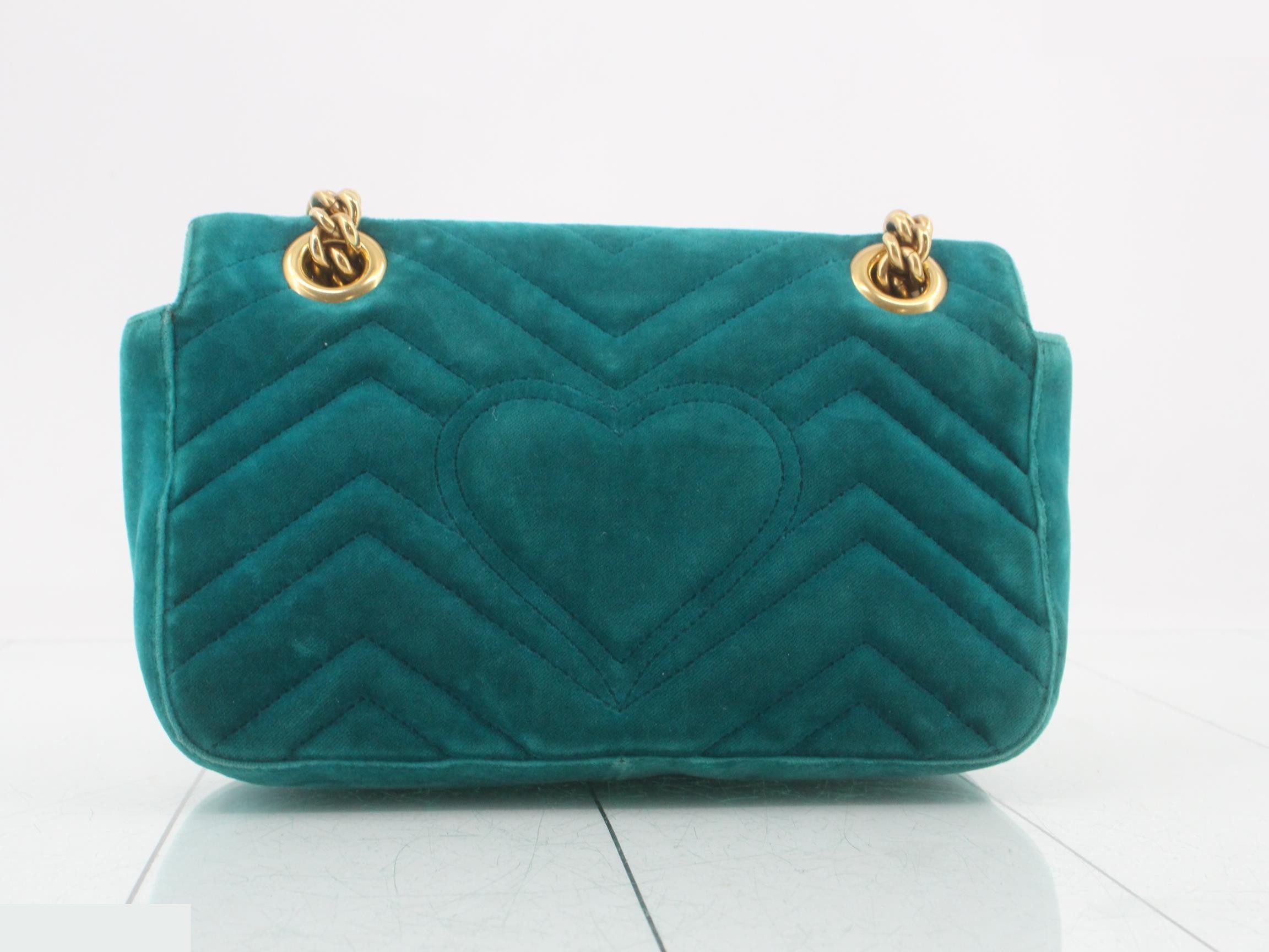 GG Marmont Velvet Shoulder Bag — view 2