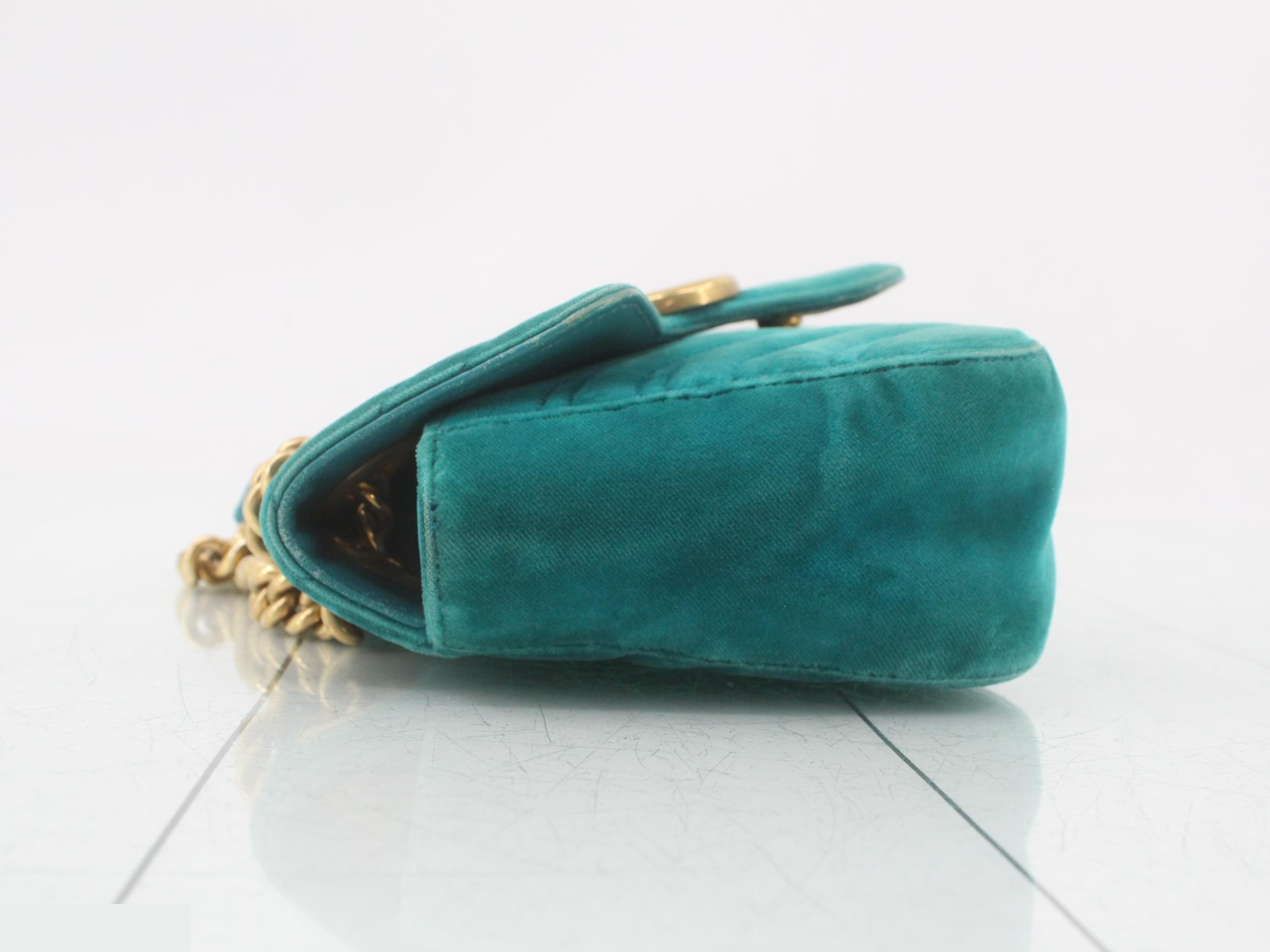 GG Marmont Velvet Shoulder Bag — view 4