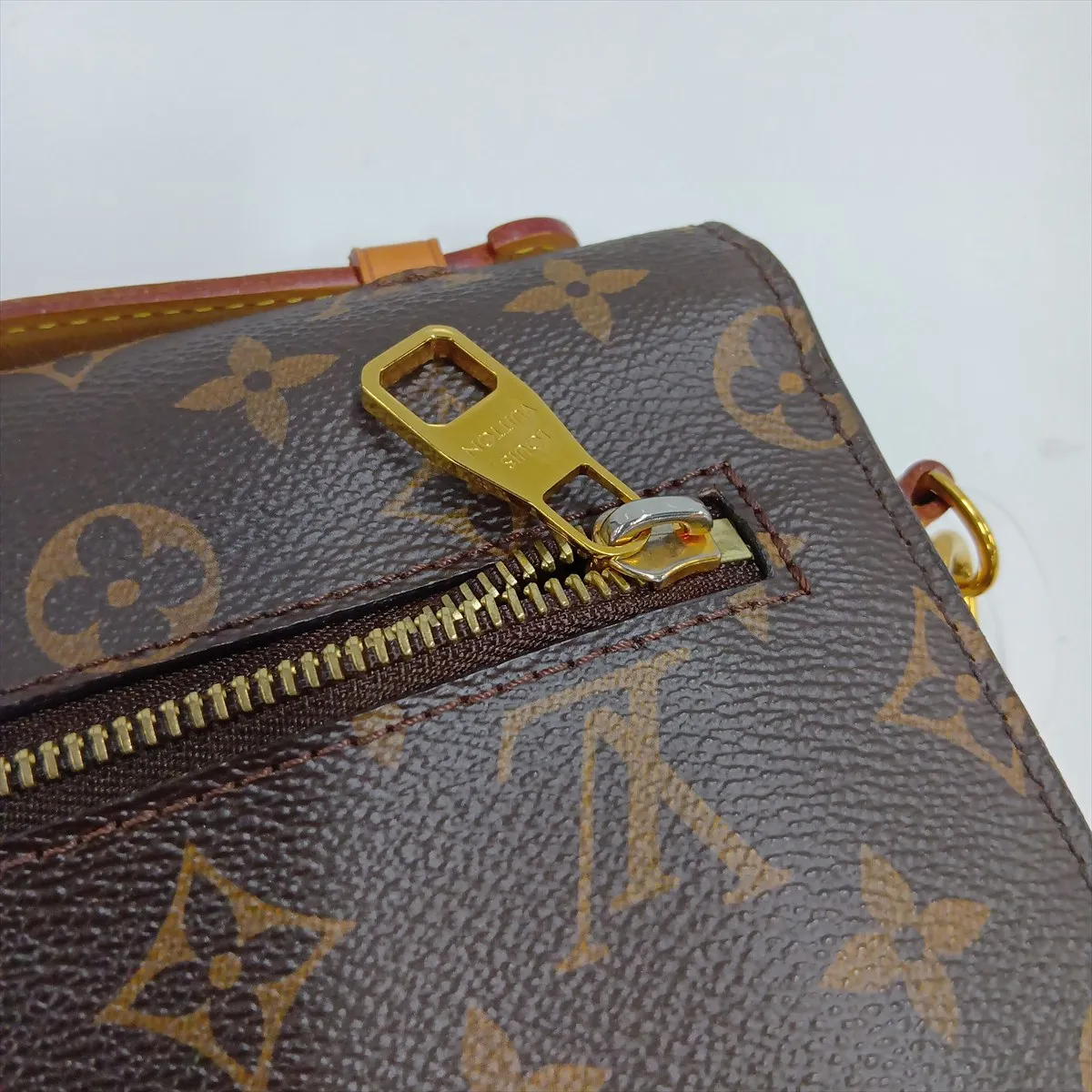 Monogram Pochette Métis MM M44875 PL4116 Brown — view 13