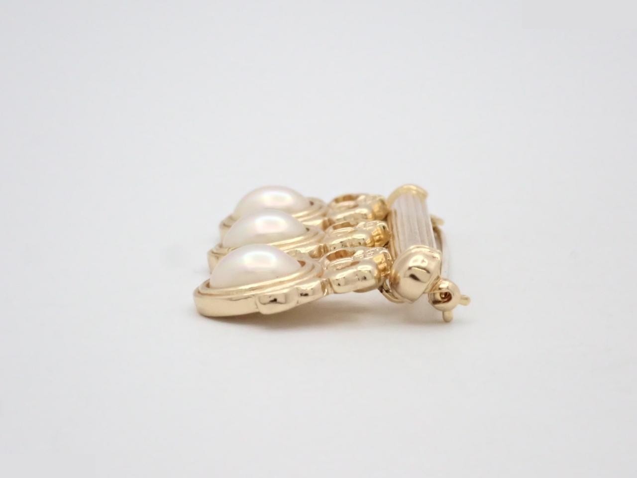 brooch — view 3