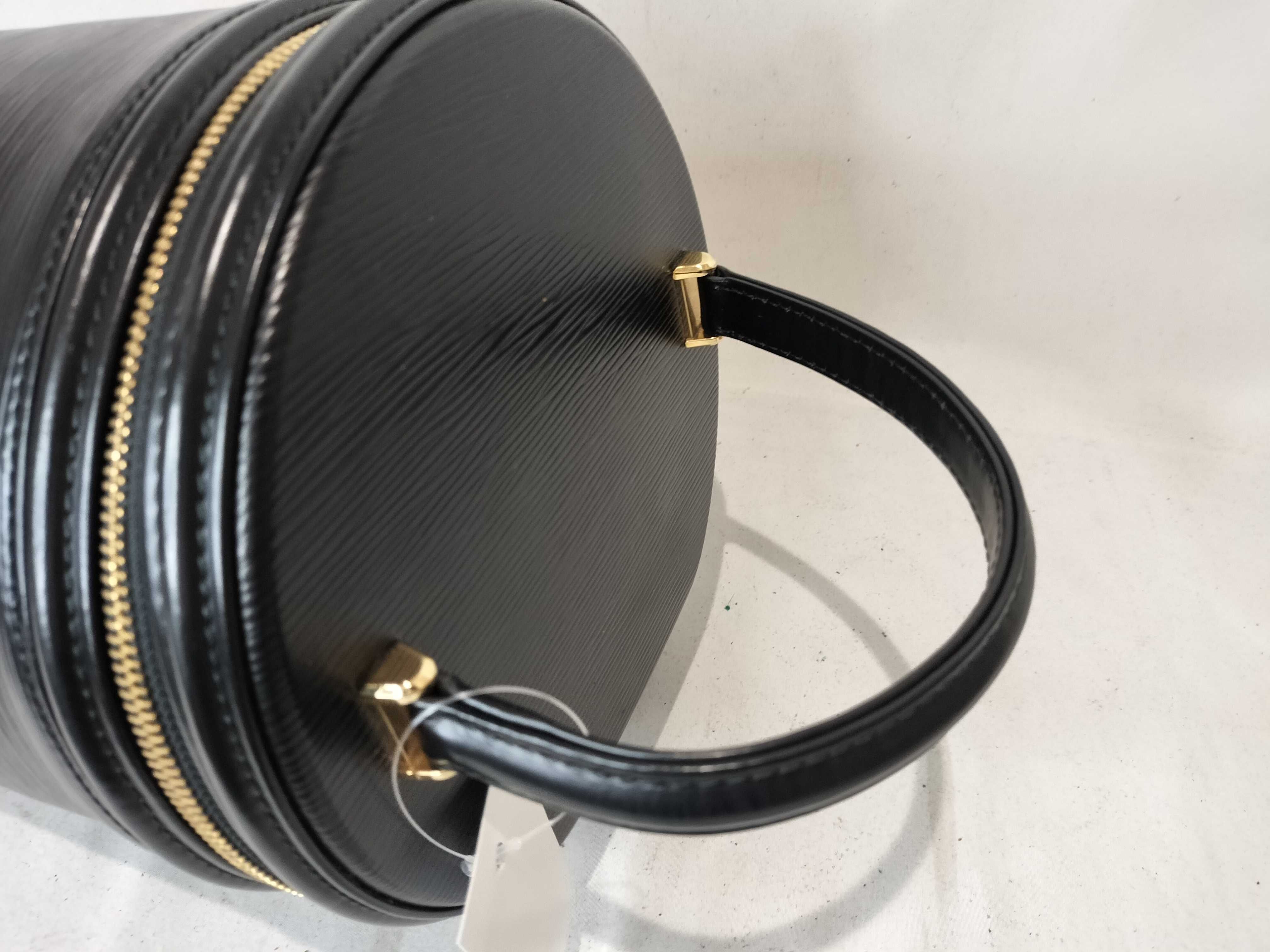 Epi M48032 Cannes Vanity Bag — view 5
