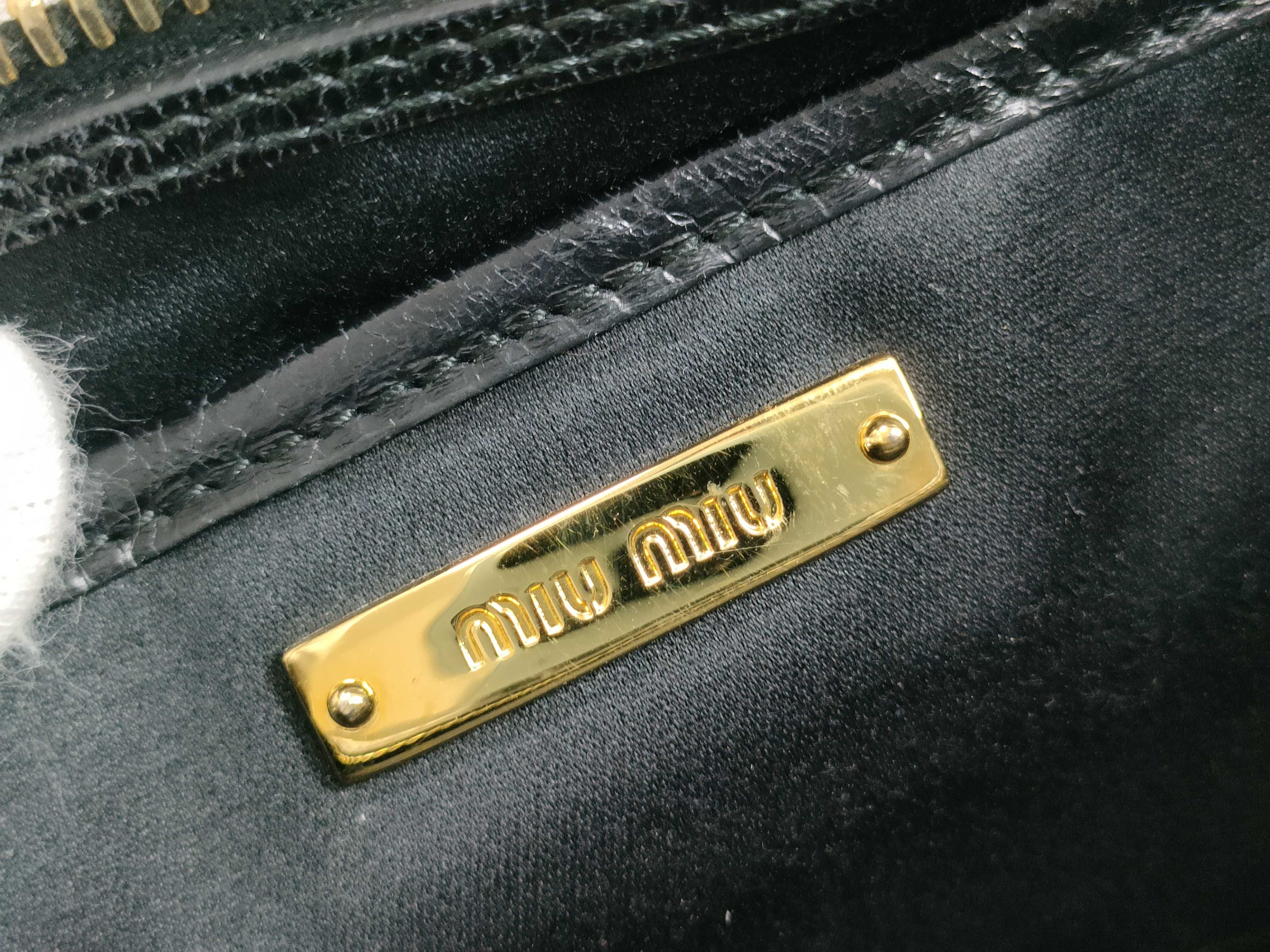 2-way Gathered Handbag/Shoulder Bag, Black Handbag — view 11