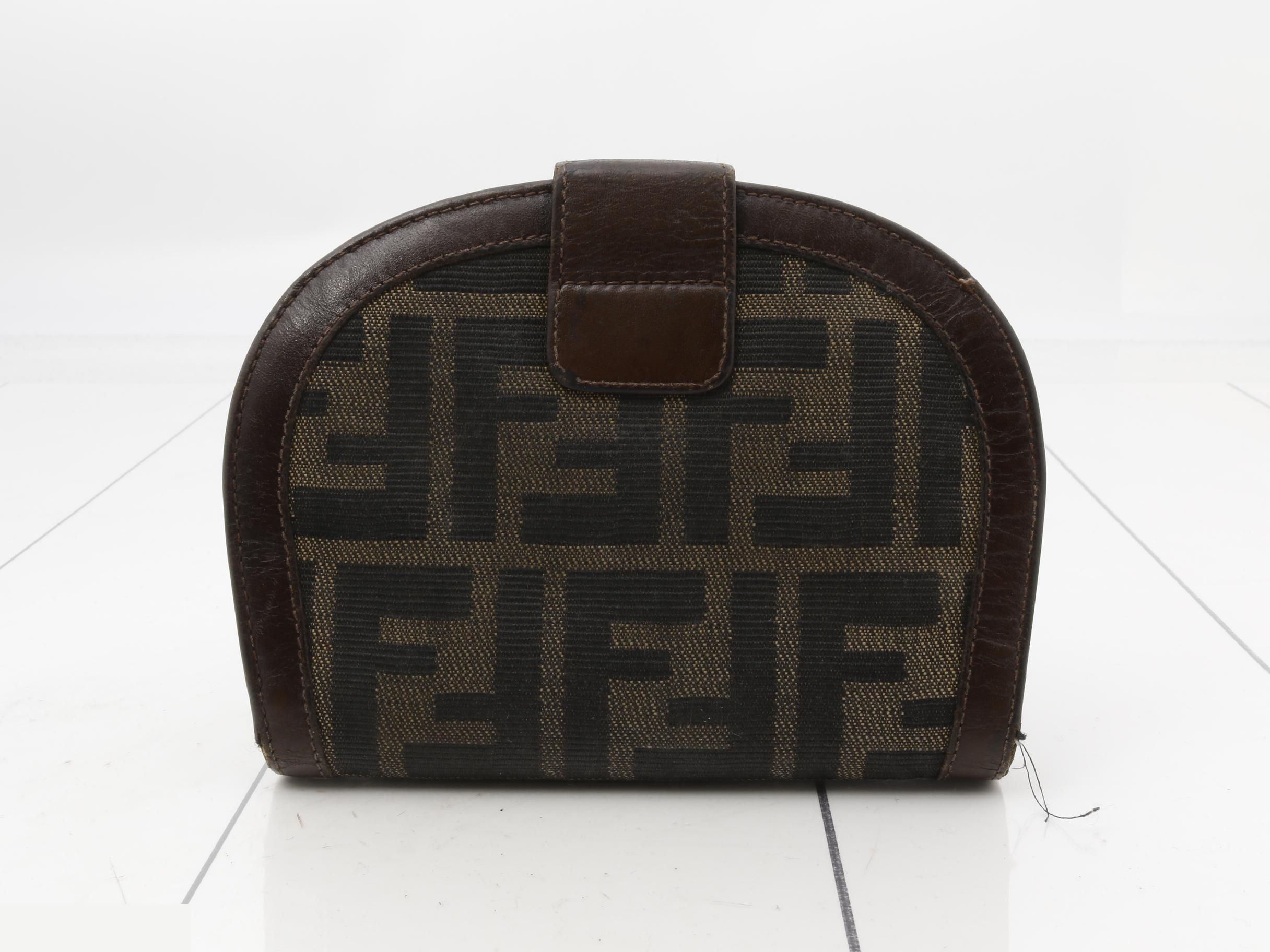 ZUCCA (bag) - Wallet, round shape, brown — view 2