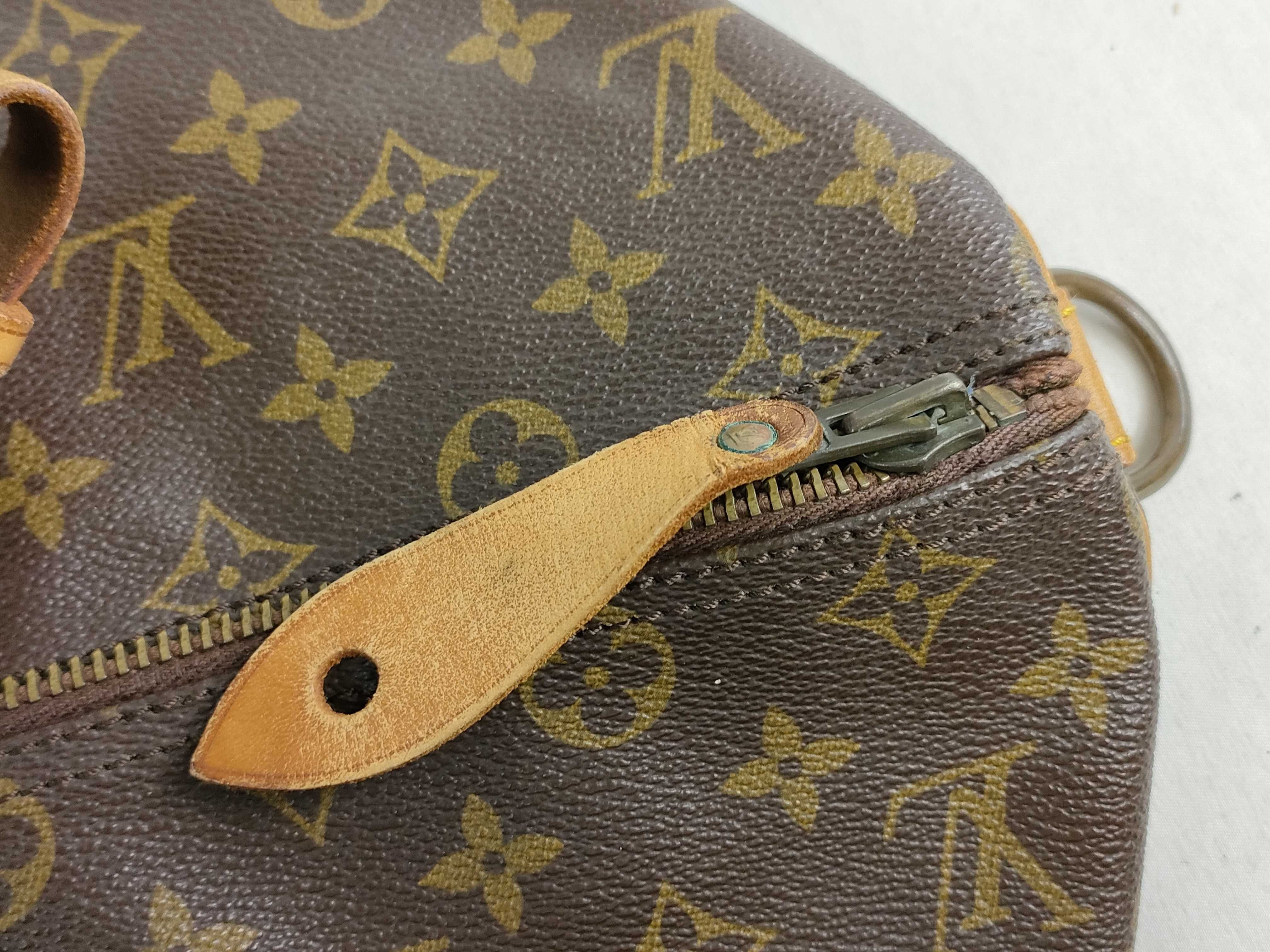 Monogram LV Keepall Handlière 45 (with accessories) Boston Bag — view 14