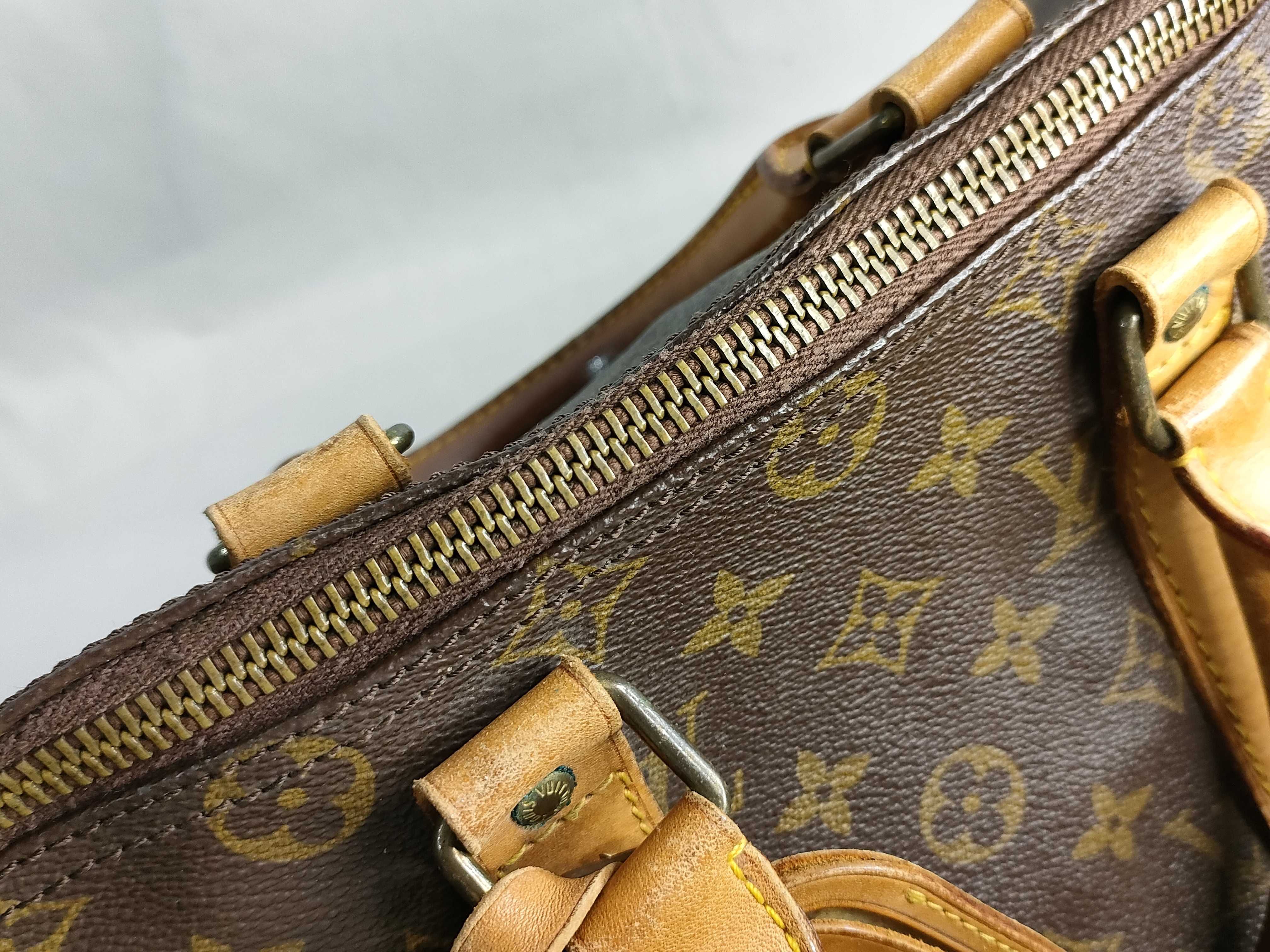 Monogram LV Keepall Handlière 45 (with accessories) Boston Bag — view 9