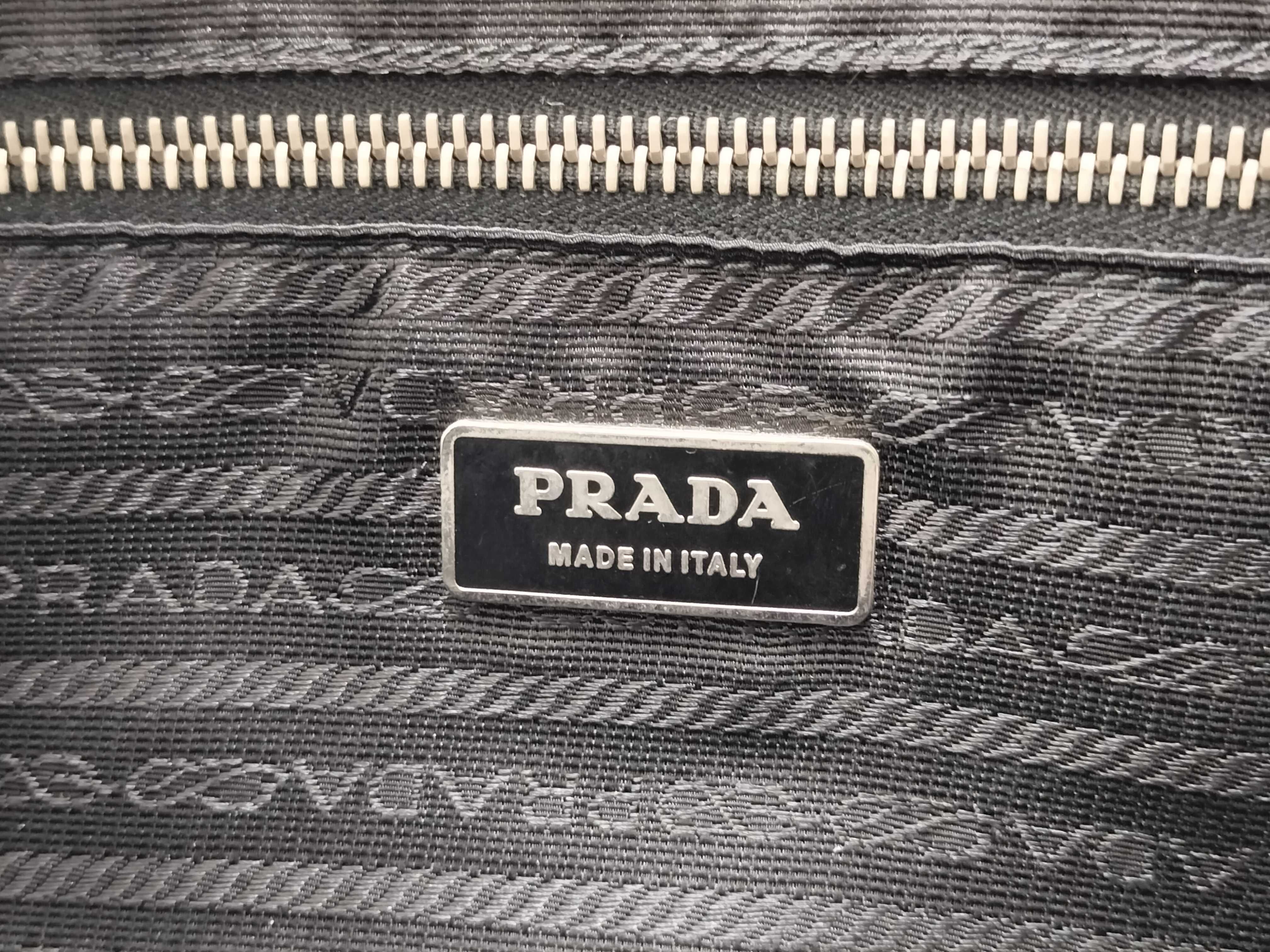 handbag, black handbag — view 13