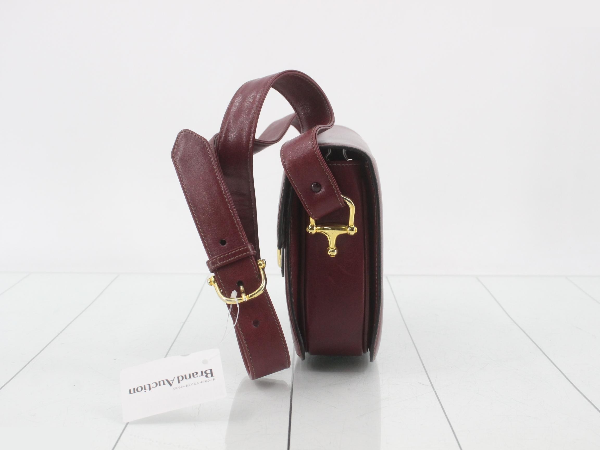 Old Celine shoulder bag, carriage design, gold hardware, rare model. — view 3