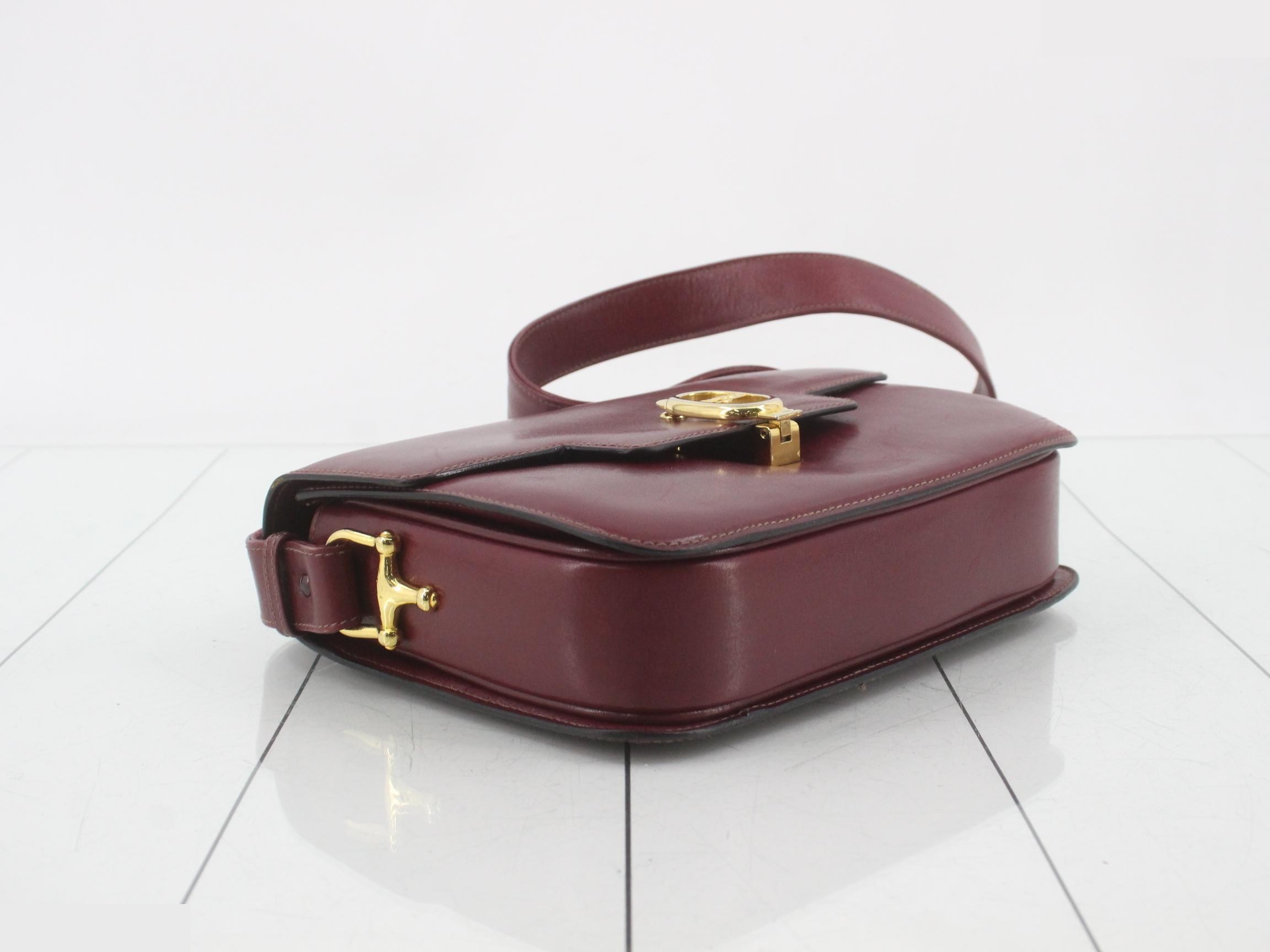 Old Celine shoulder bag, carriage design, gold hardware, rare model. — view 5