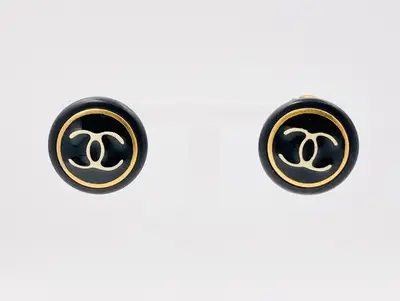 Coco Mark Round Earrings 97P Enamel x Resin Plastic Black Earrings