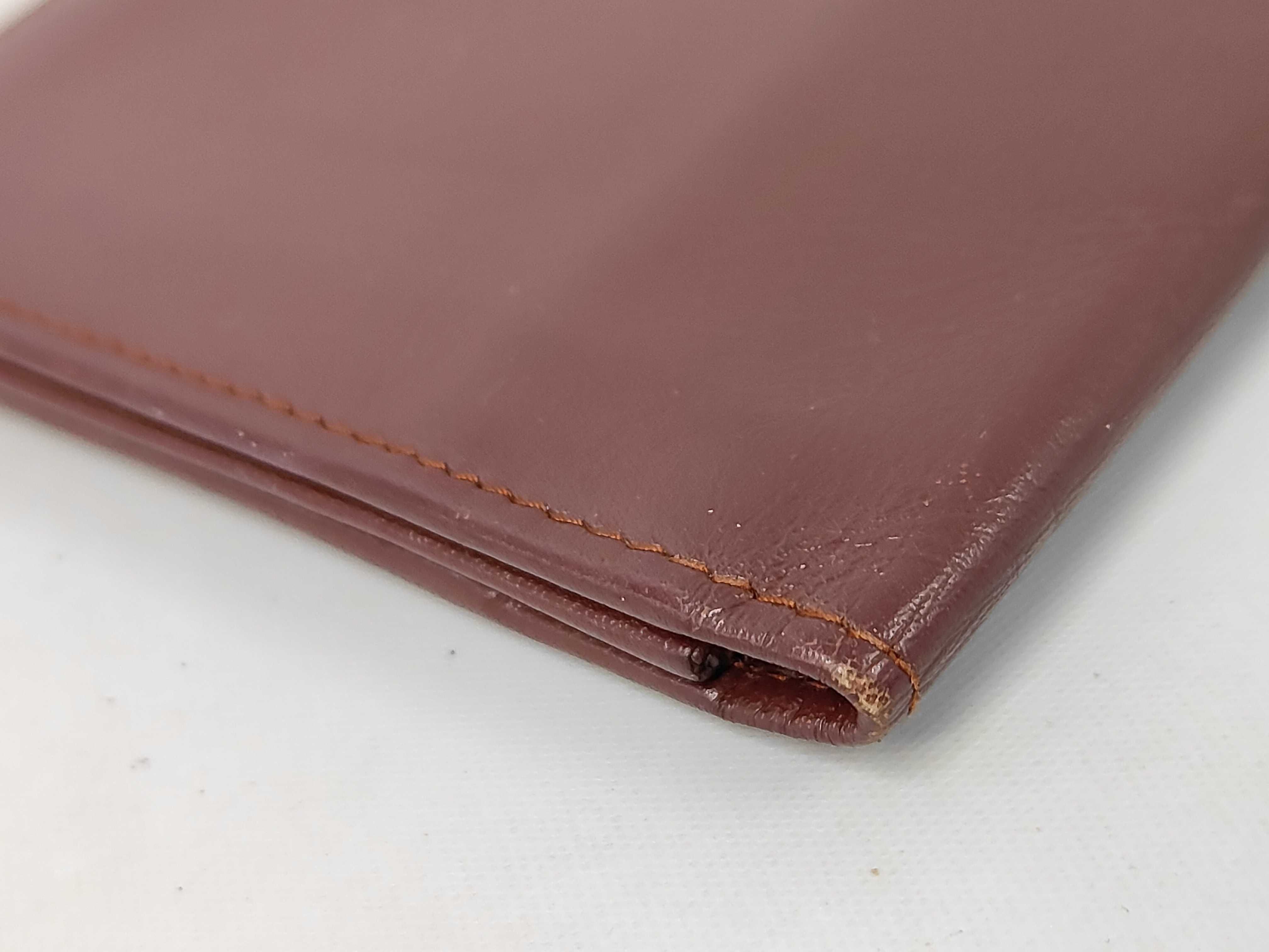 wallet — view 3
