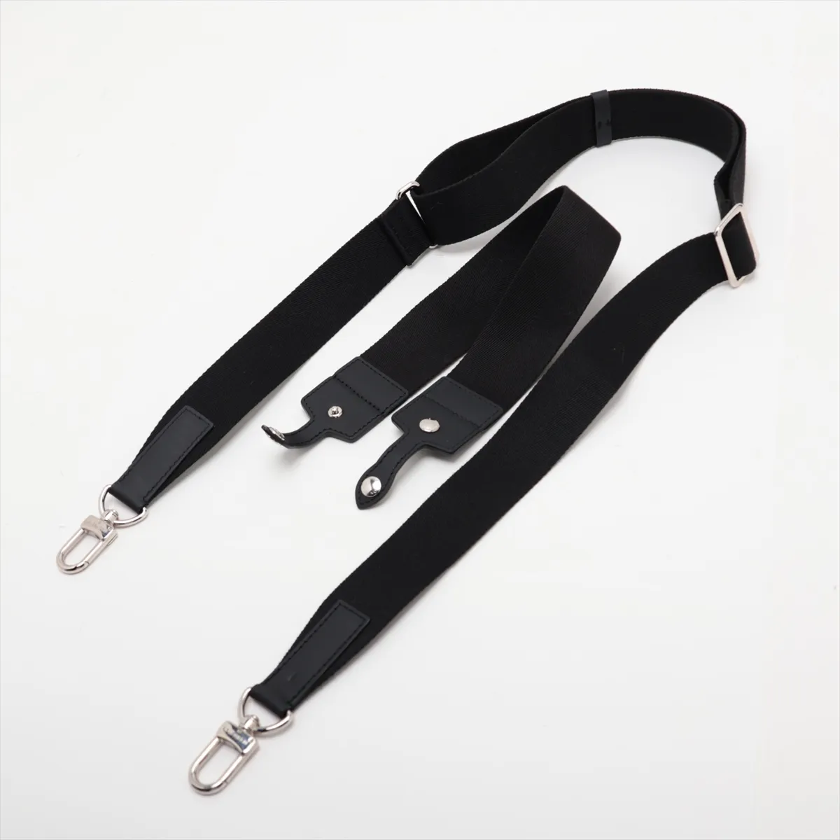 Monogram Eclipse Sac Plat Horizontal Zip M11742 (Serial Number Unknown) Black (Other Model Strap) — view 7