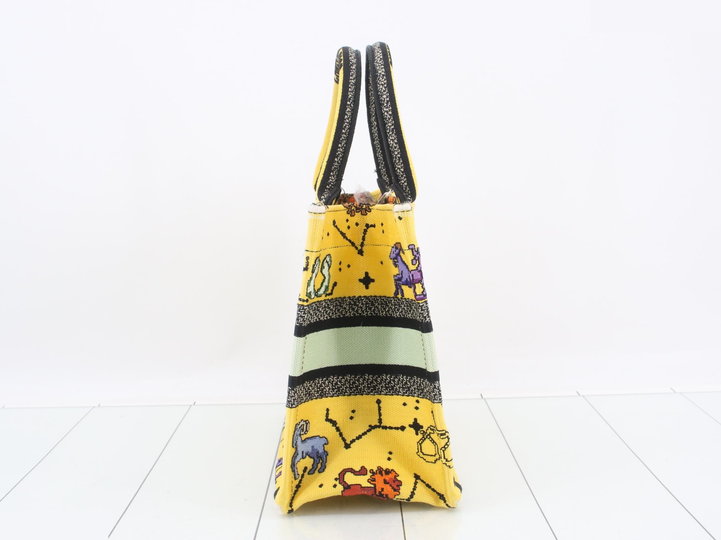 Book Tote — view 4