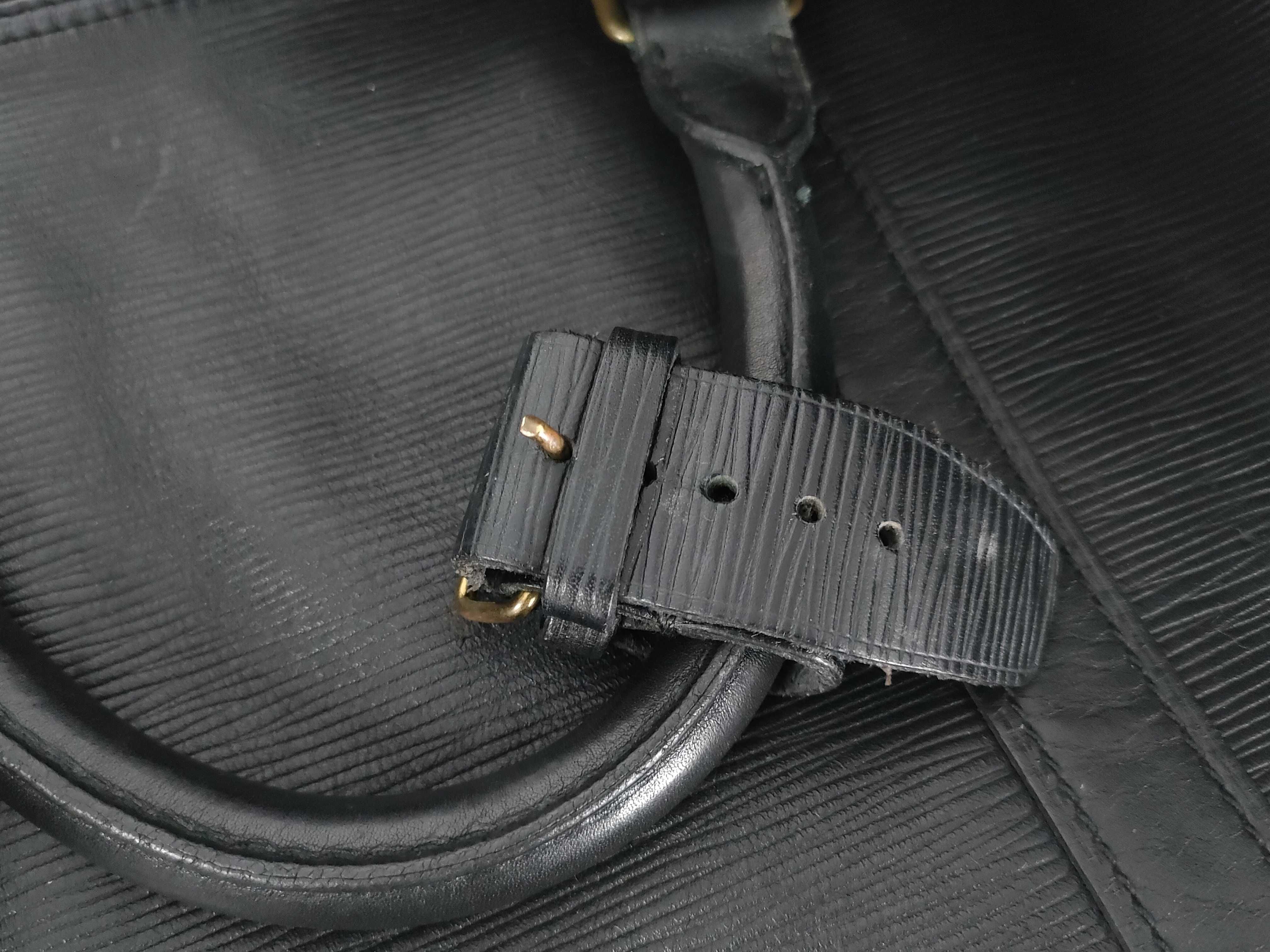 Epi Keepall 60 M42942 Noir Black Boston Bag — view 15