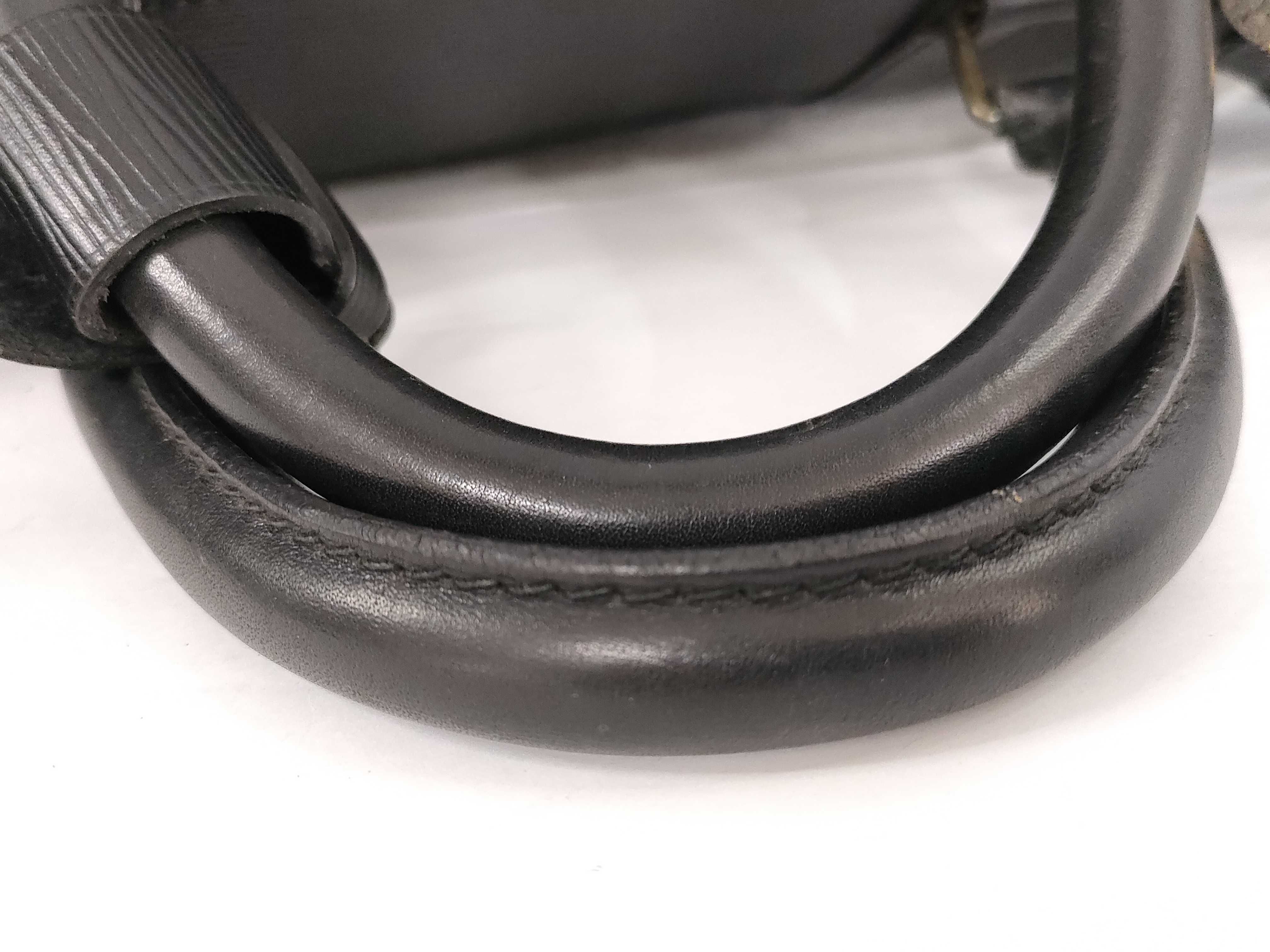 Epi Keepall 60 M42942 Noir Black Boston Bag — view 4