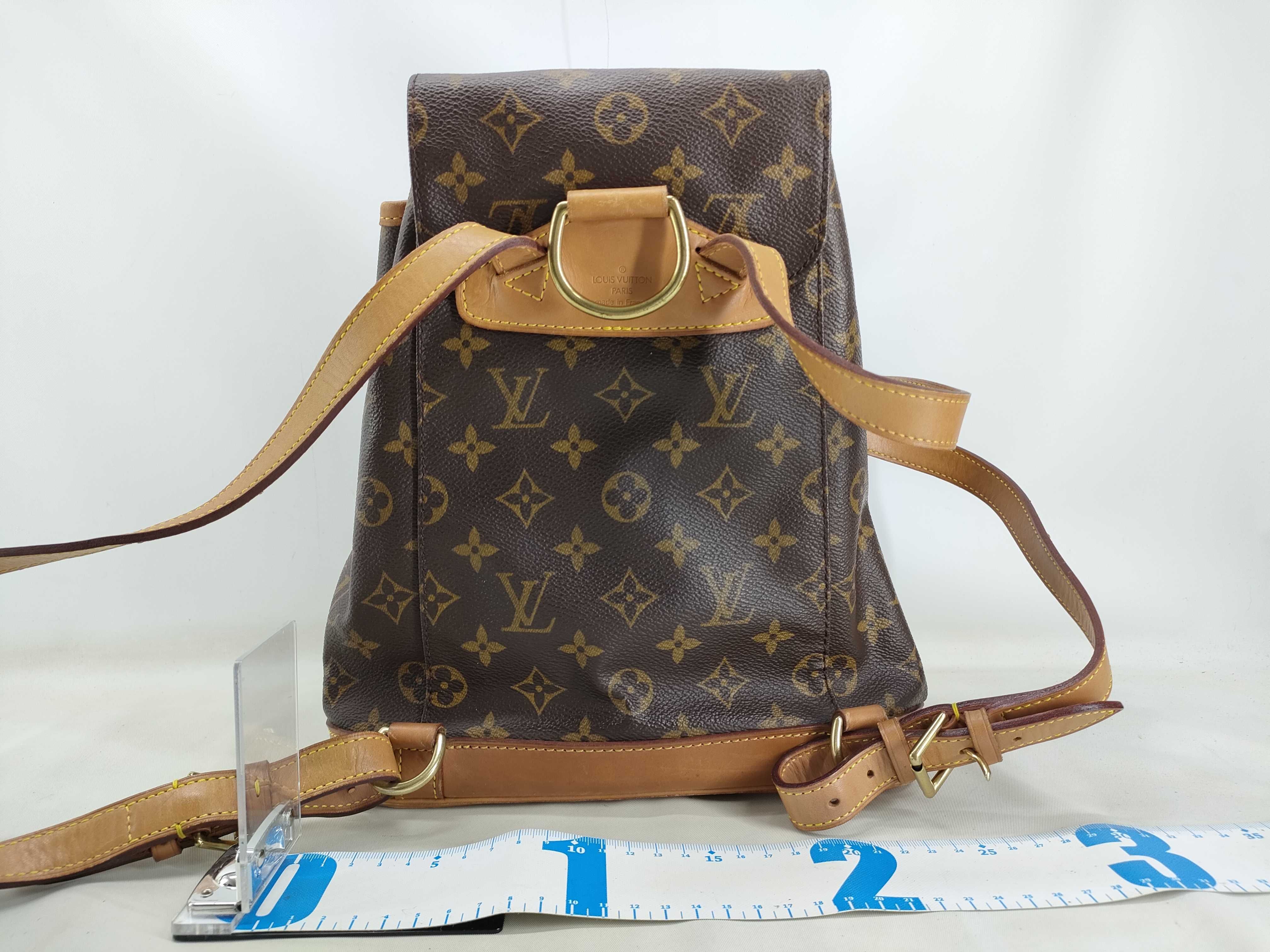Monogram Louis Vuitton Montsouris MM Backpack Monogram M51136 Backpack — view 2