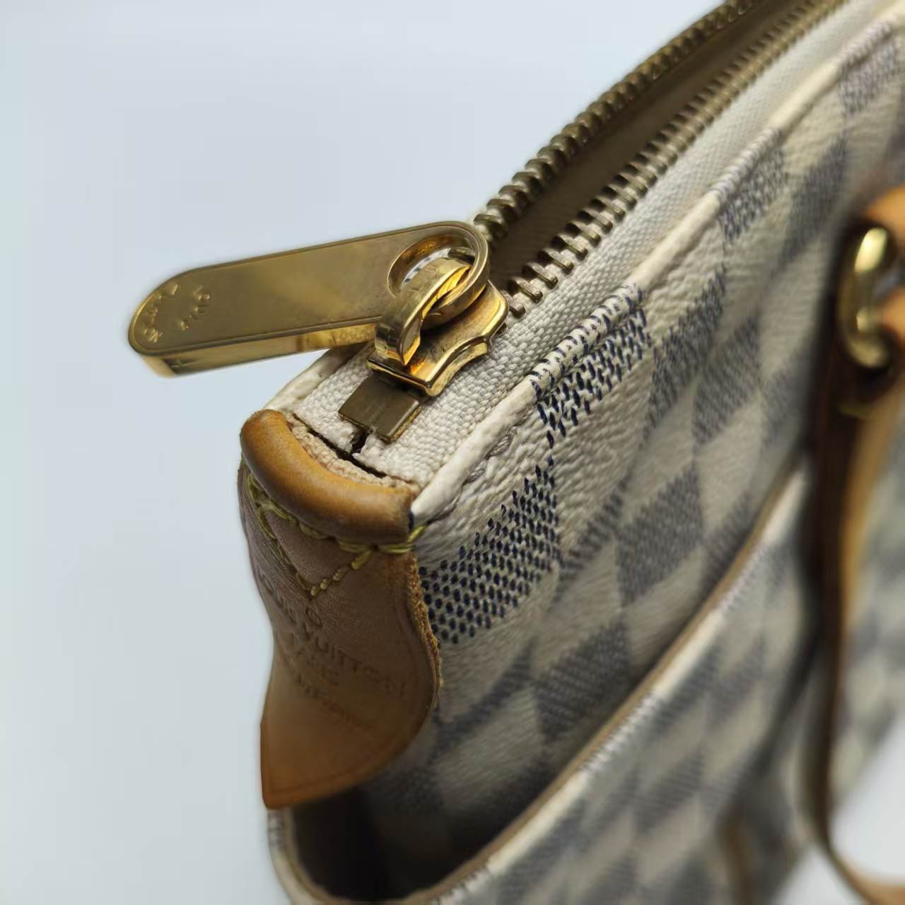 【*Shipped from: China*】LOUIS VUITTON Totally PU Handbag — view 10