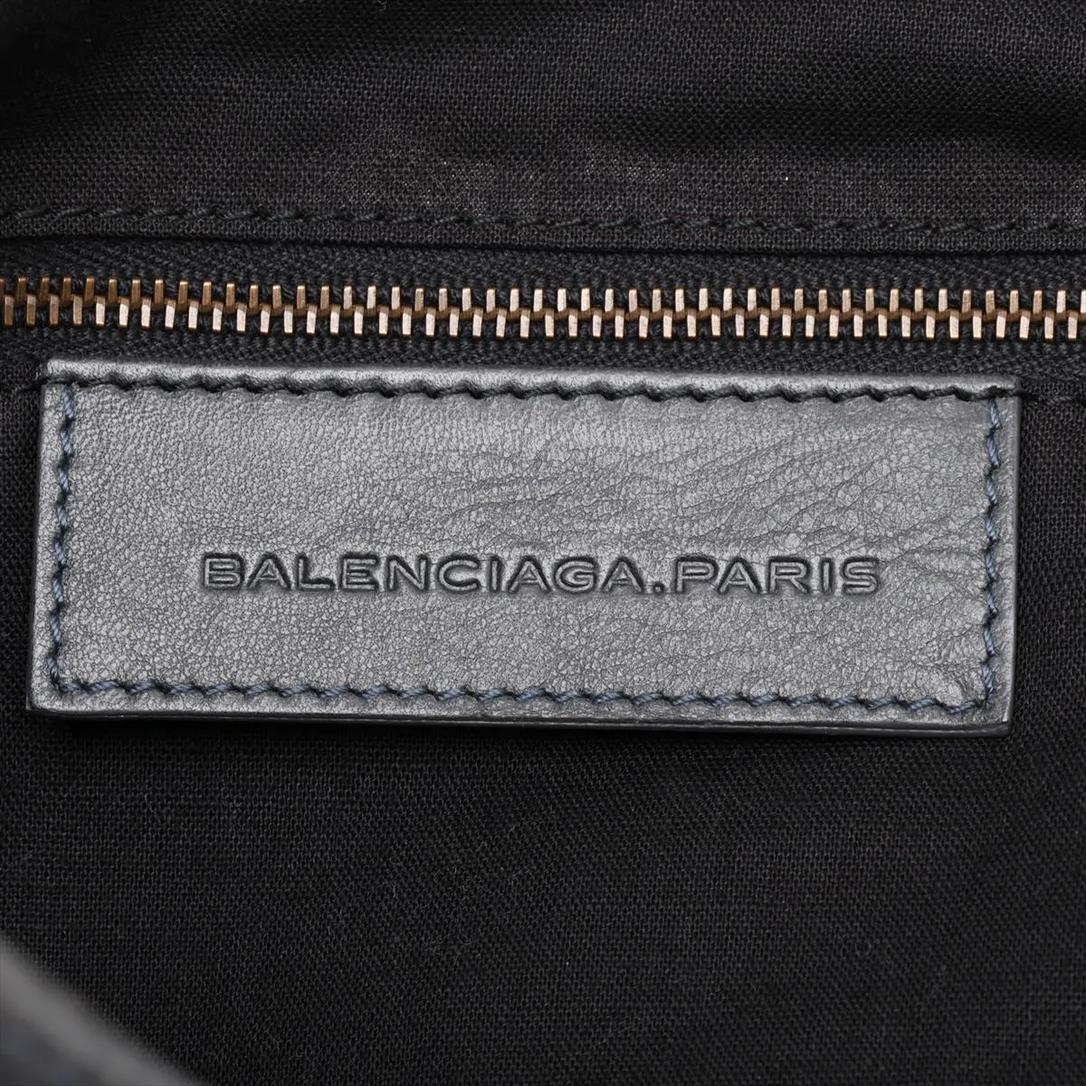 Classic Velo Leather 2-Way Handbag, Green, 235216, with Mirror — view 11