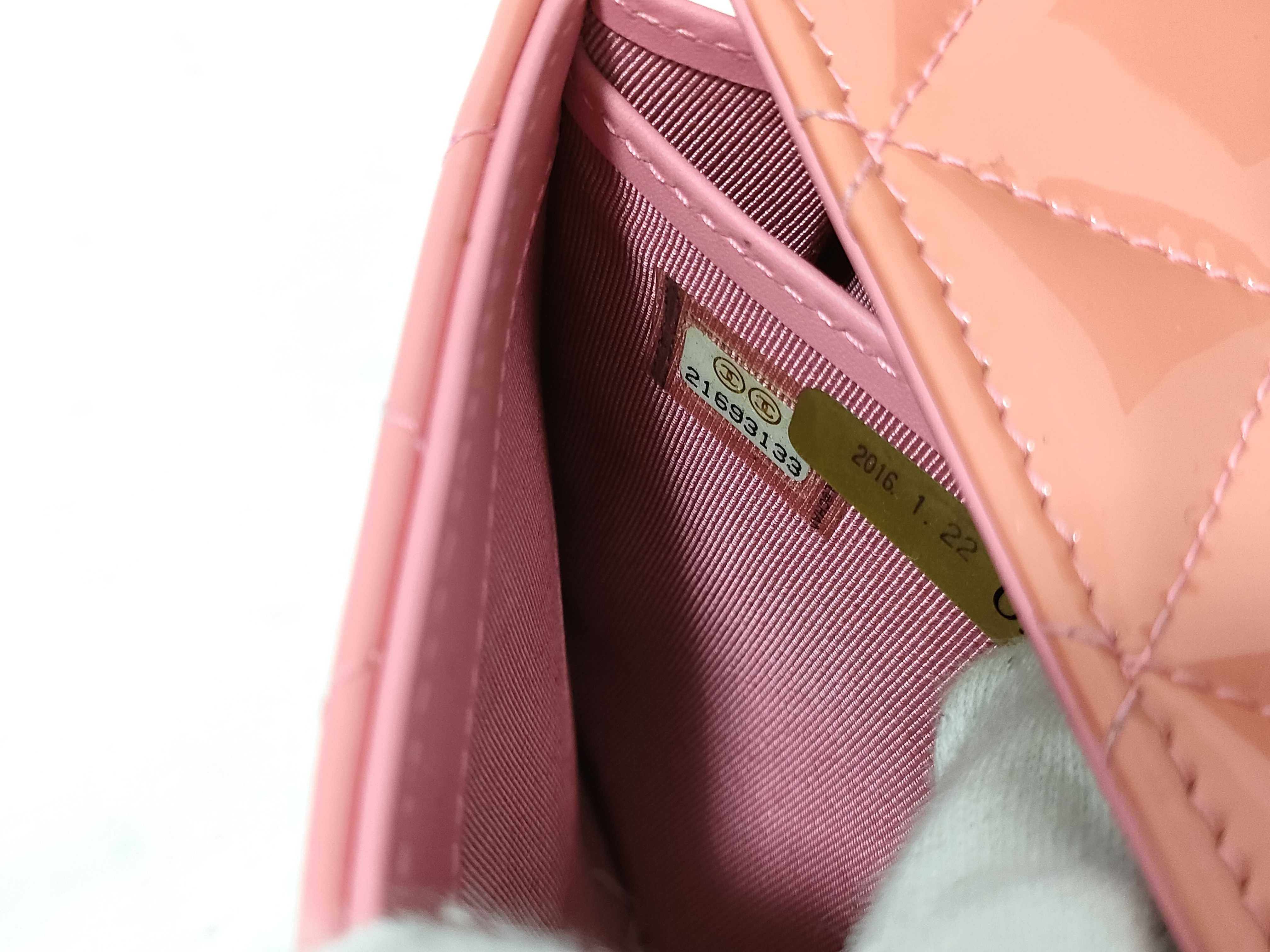 enamel wallet — view 15