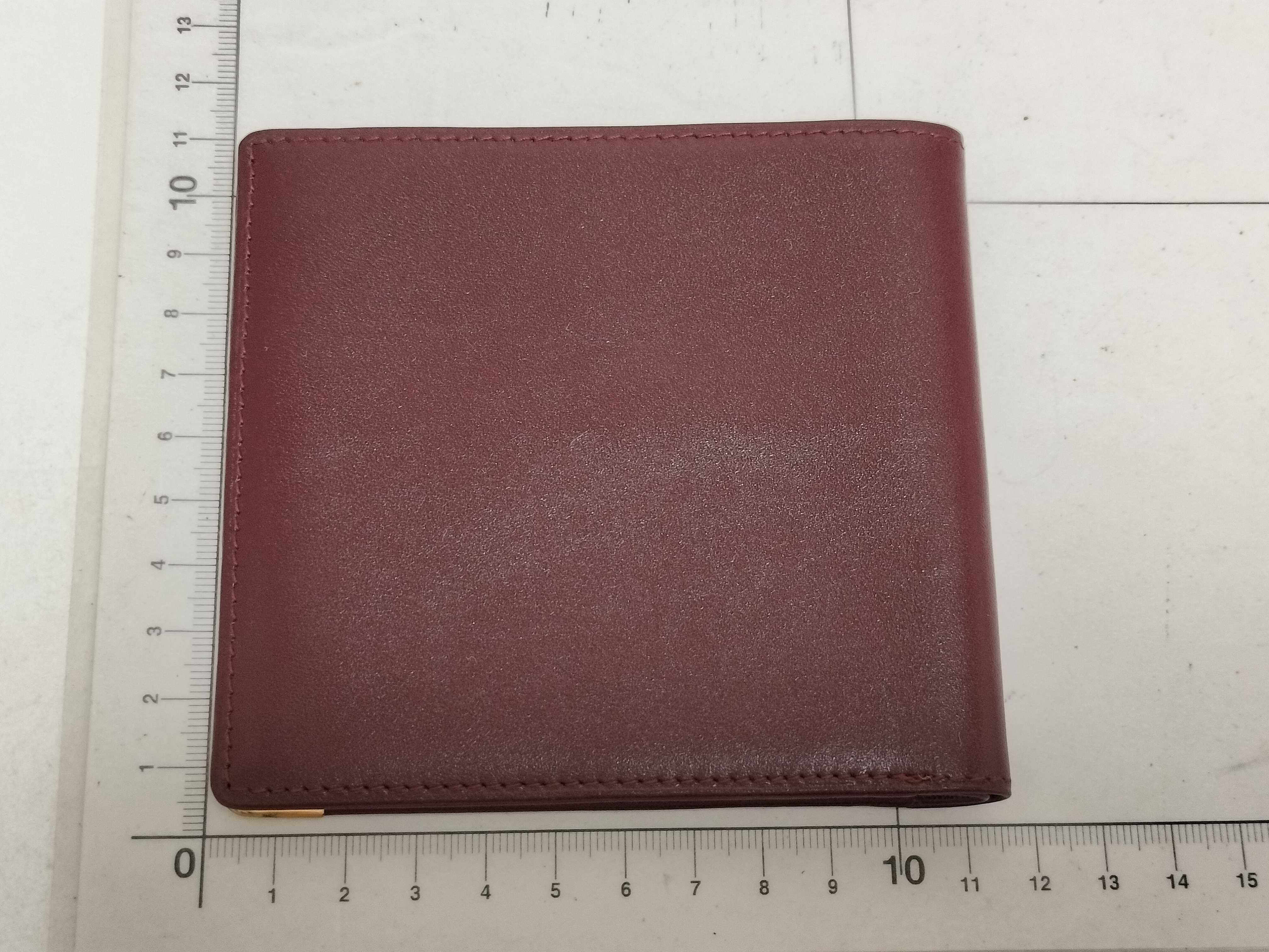 wallet — view 2