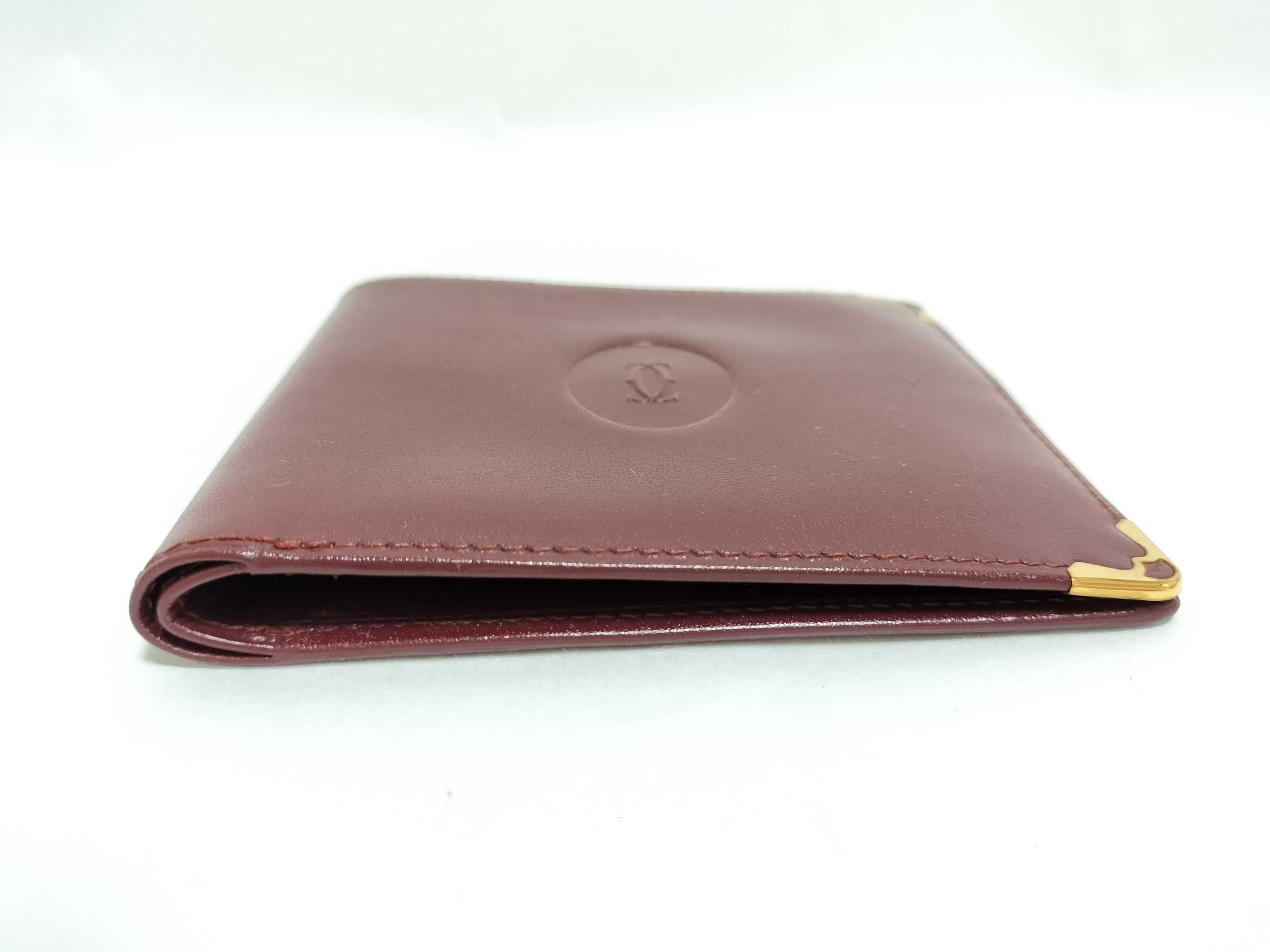 wallet — view 3